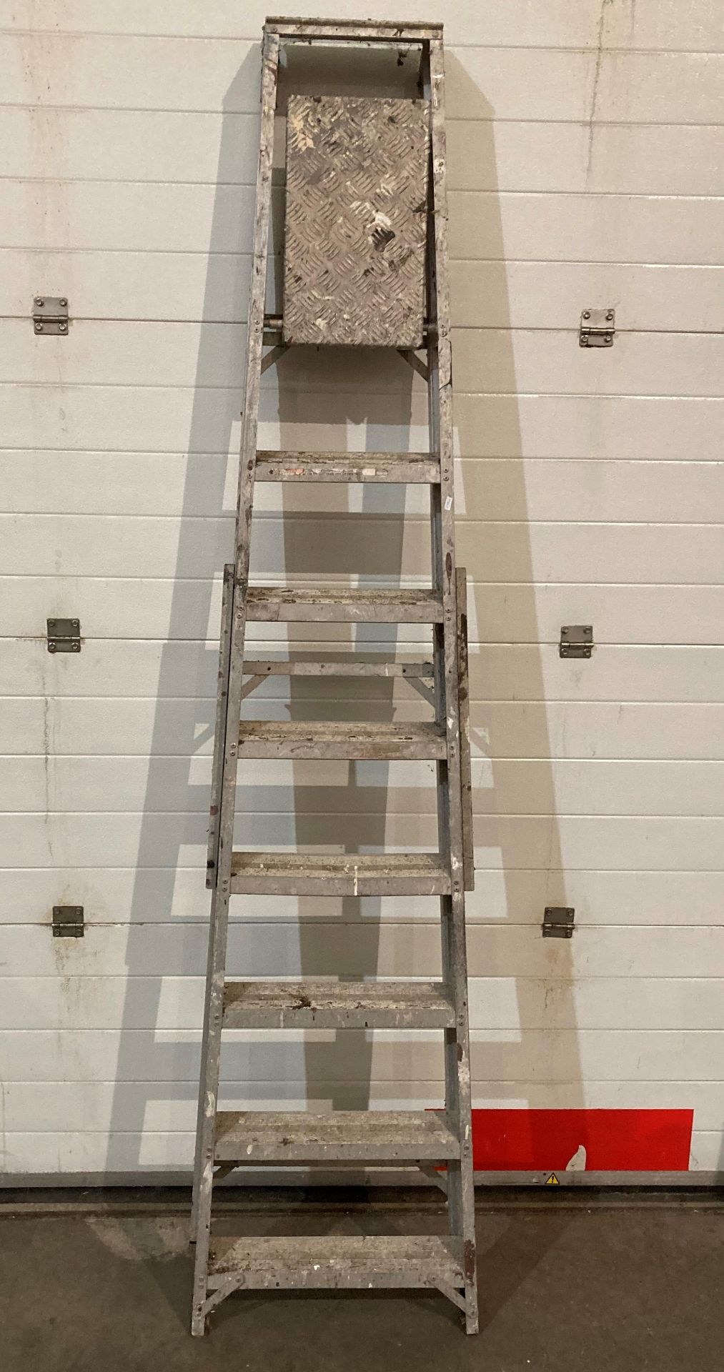 8 tread aluminium stepladder (saleroom location: RD2)