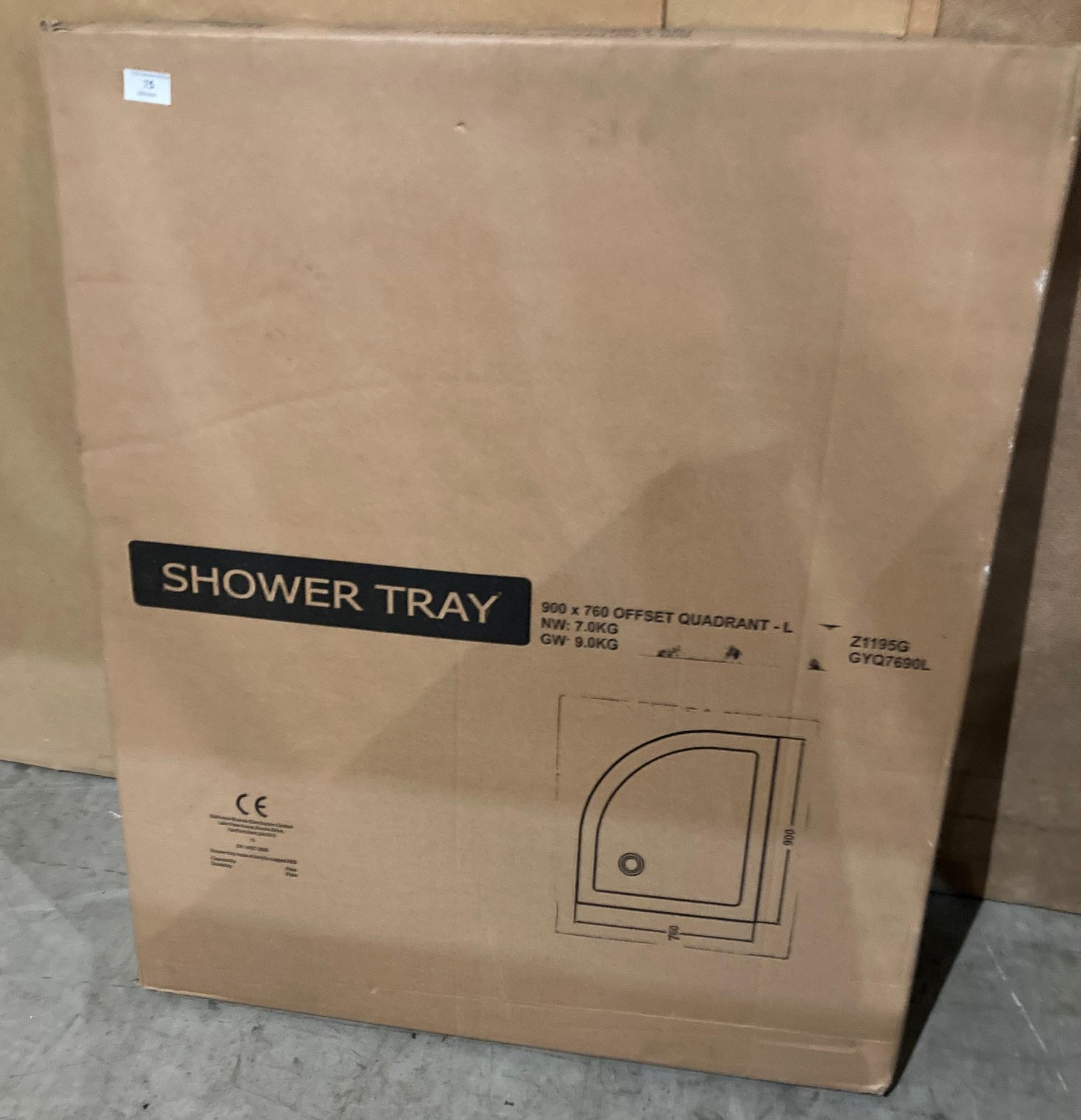 Unbranded offset quadrant- L shower tray 900mm x 760mm boxed (saleroom location: OUTSIDE MEZ)