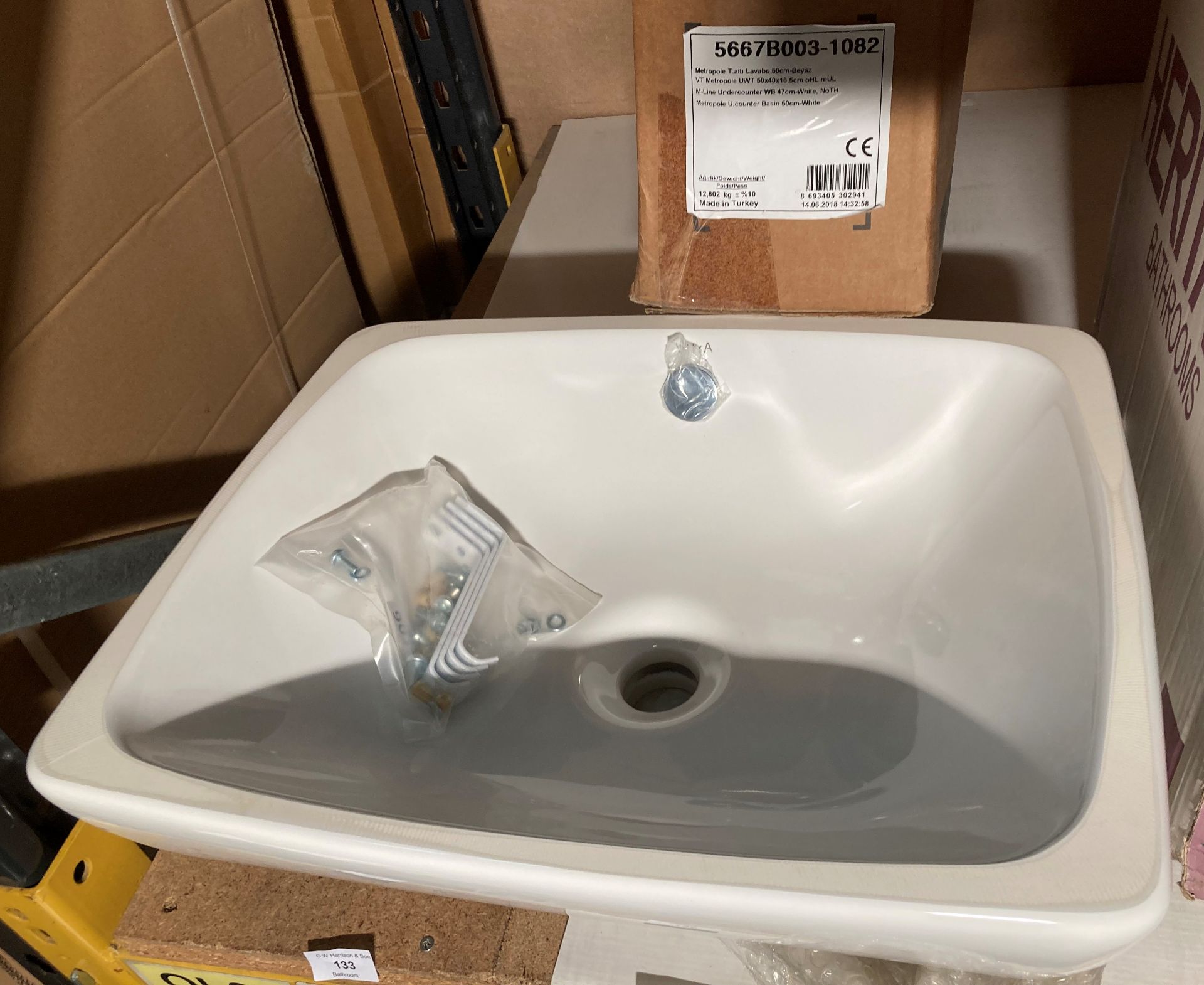 Vitra Metropole 50cm white ceramic undercounter wash basin no tap hole new boxed (saleroom