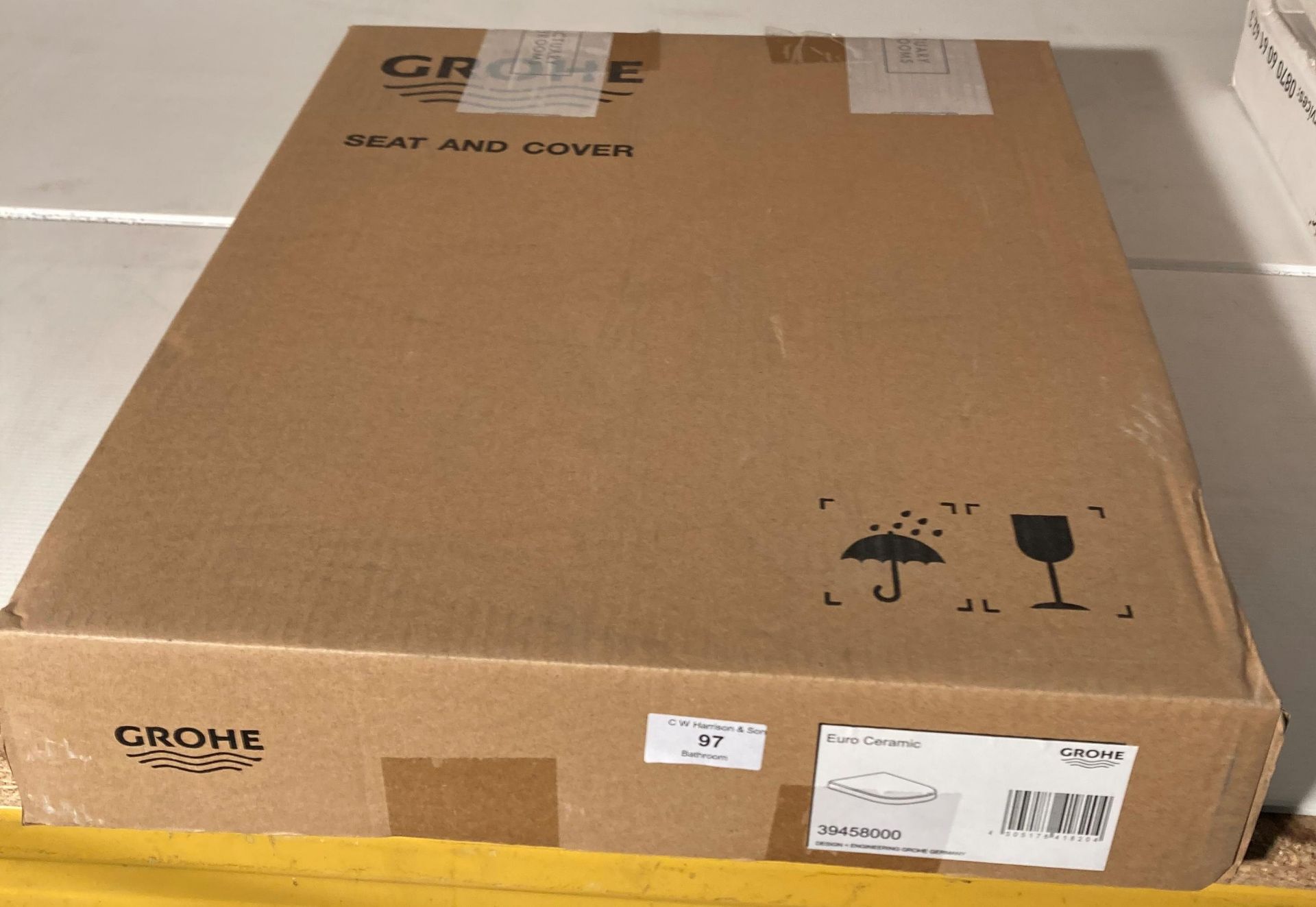 Grohe Euro ceramic toilet seat (saleroom location: QL06)