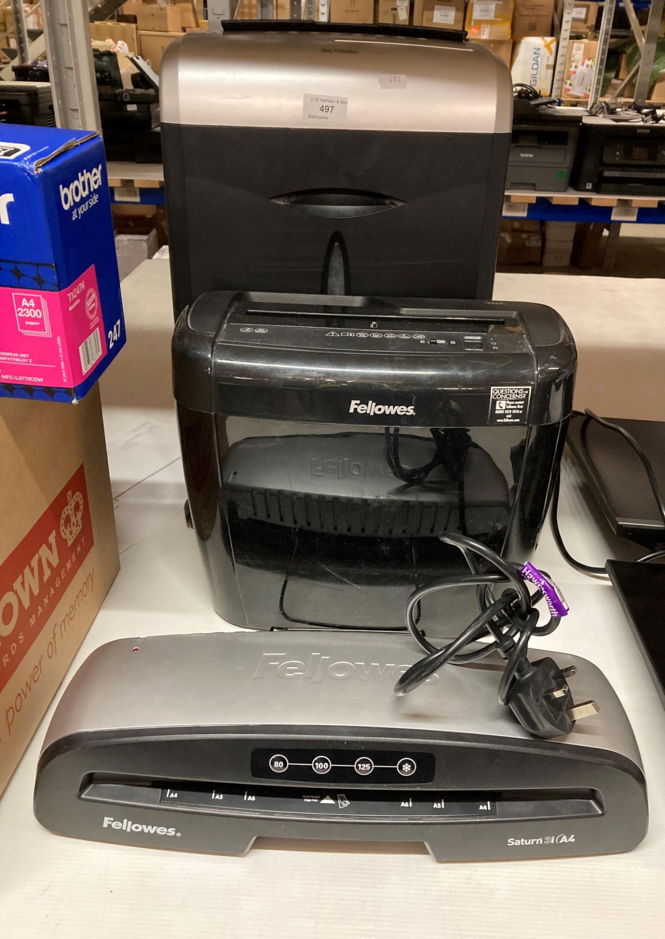 3 x items - Aurora and Fellowes paper shredders and a Fellowes laminator (saleroom location: L12)