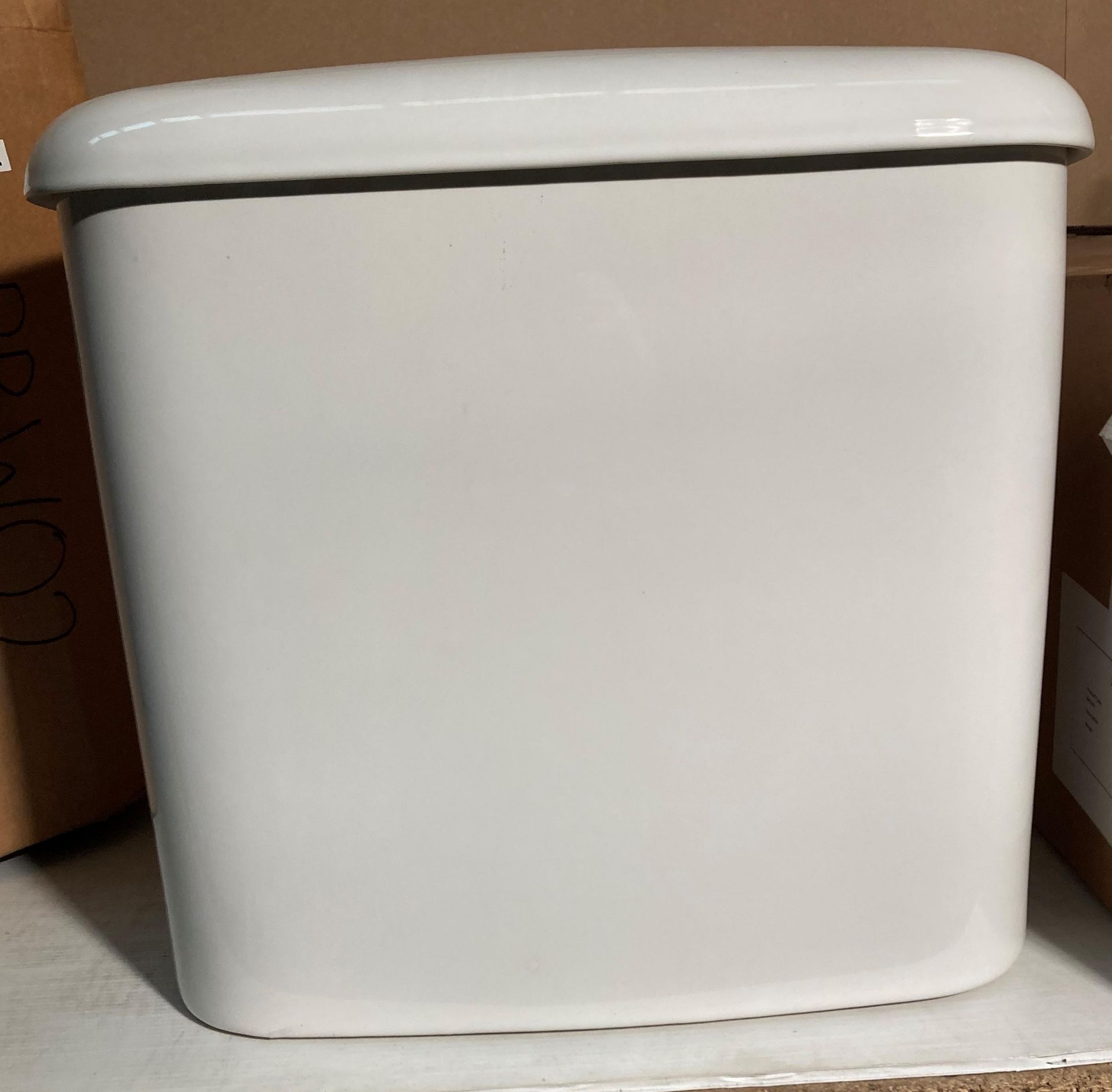 Heritage close coupled white ceramic cistern no fittings (saleroom location: QL04)