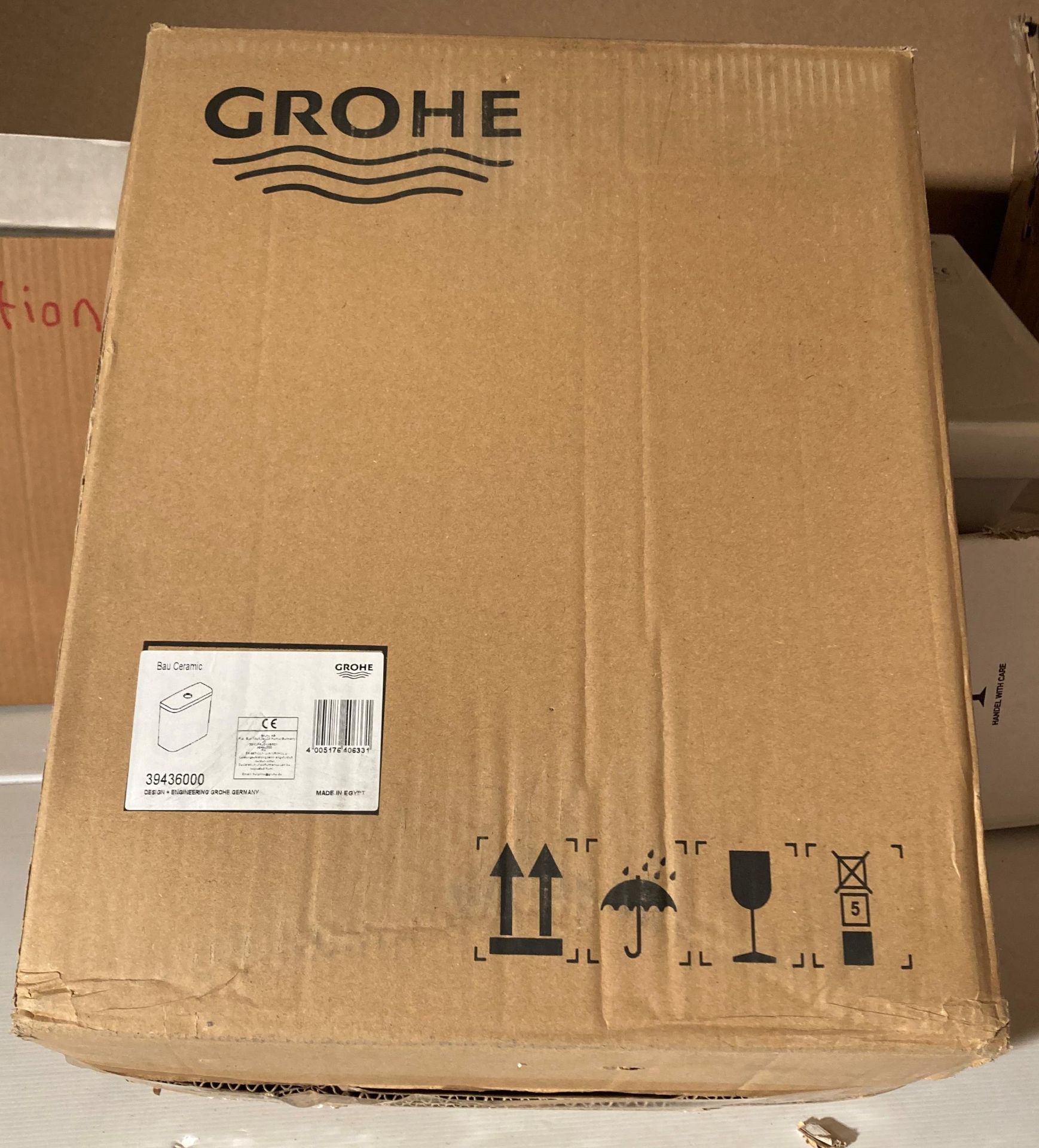 Grohe Bau ceramic toilet cistern boxed (saleroom location: QL07)