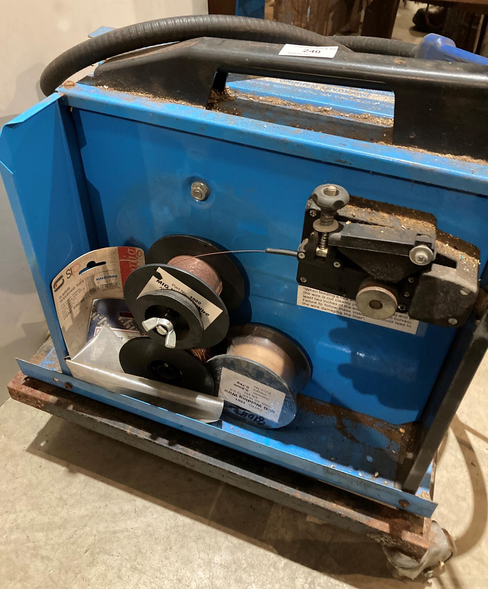 Clarke weld 100E MK2 mig welder on mobile frame (saleroom location: MA3) - Image 3 of 3