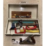 Wooden tool box and contents - a Stanley No 905 bull-nose plane, Record No 4 footprint place, vice,