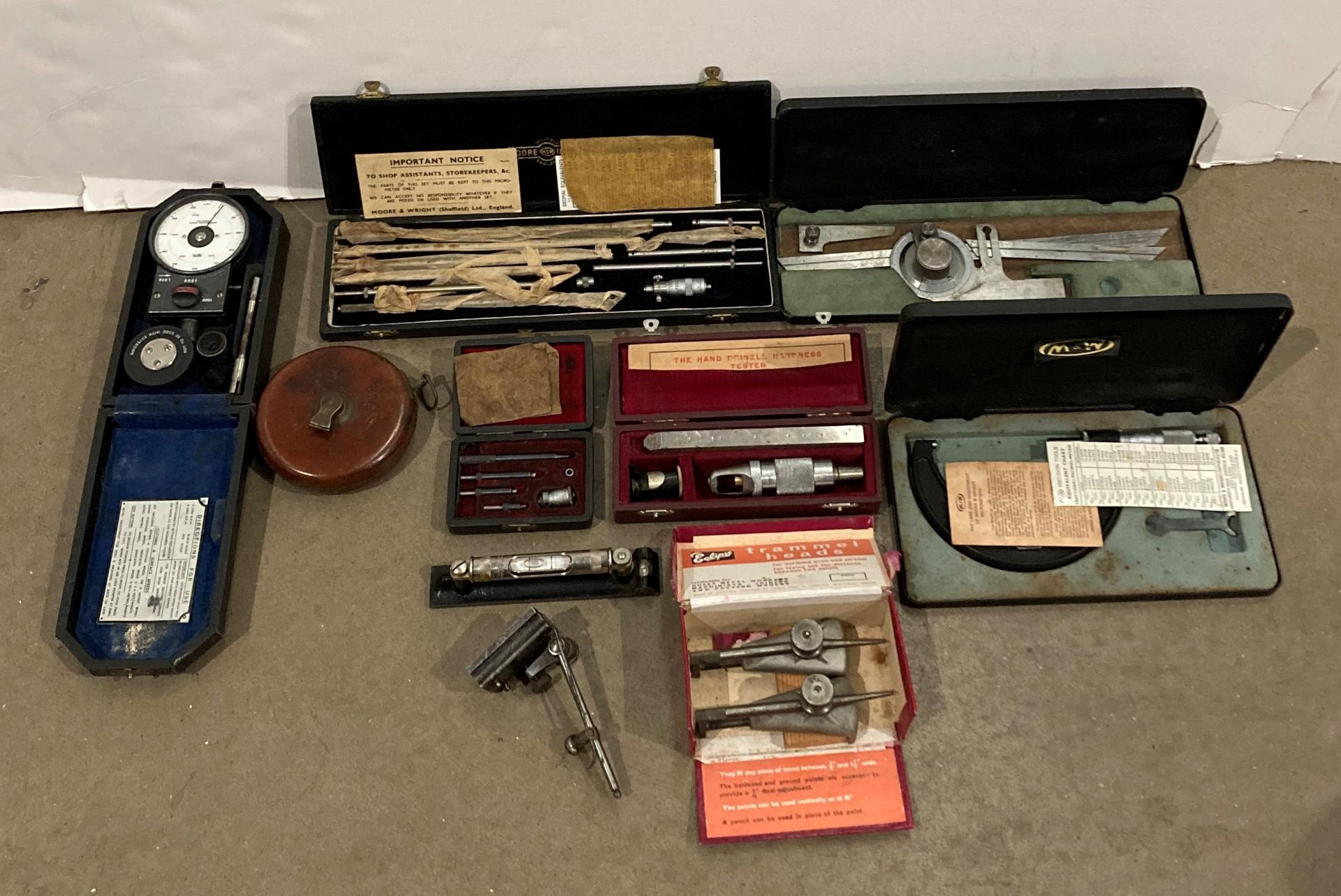 10 x assorted items of engineers' equipment including assorted Moore & Wright precision tools,