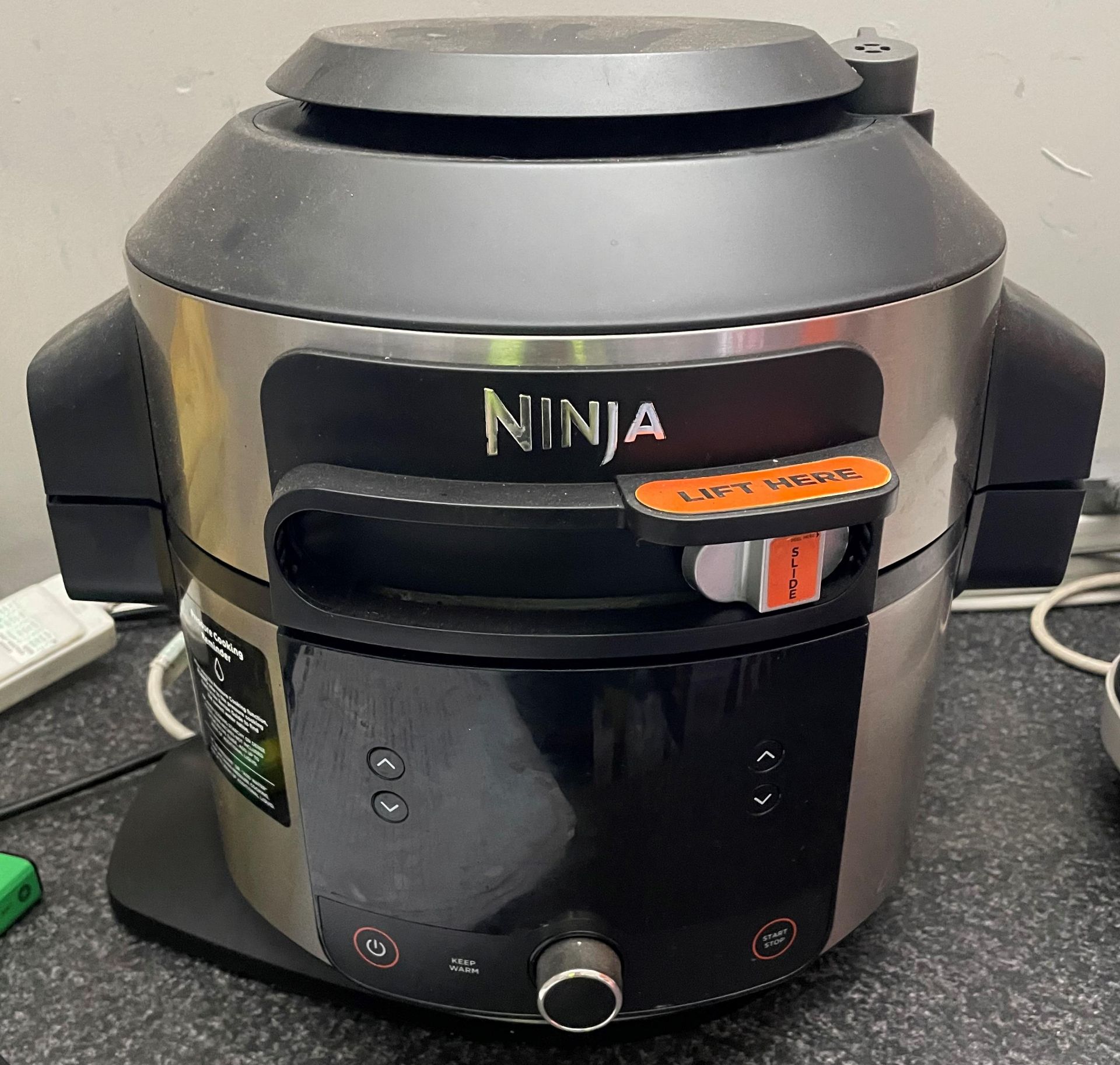 Ninja OL55OUK pressure cooker (collection from TOWN END GARAGE, OSSETT,