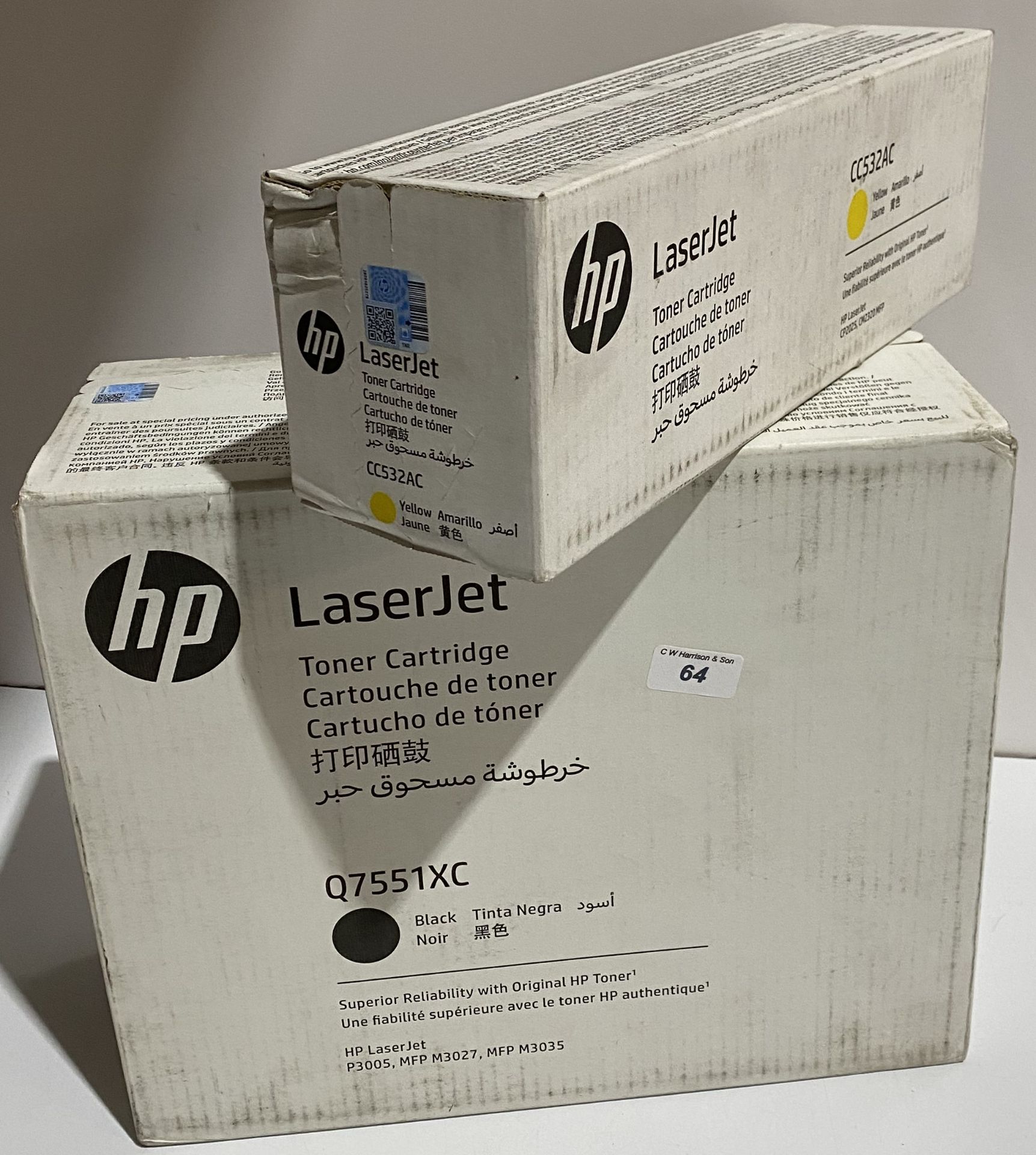 1 genuine sealed contract HPCC532AC yellow toner cartridge light box damage,