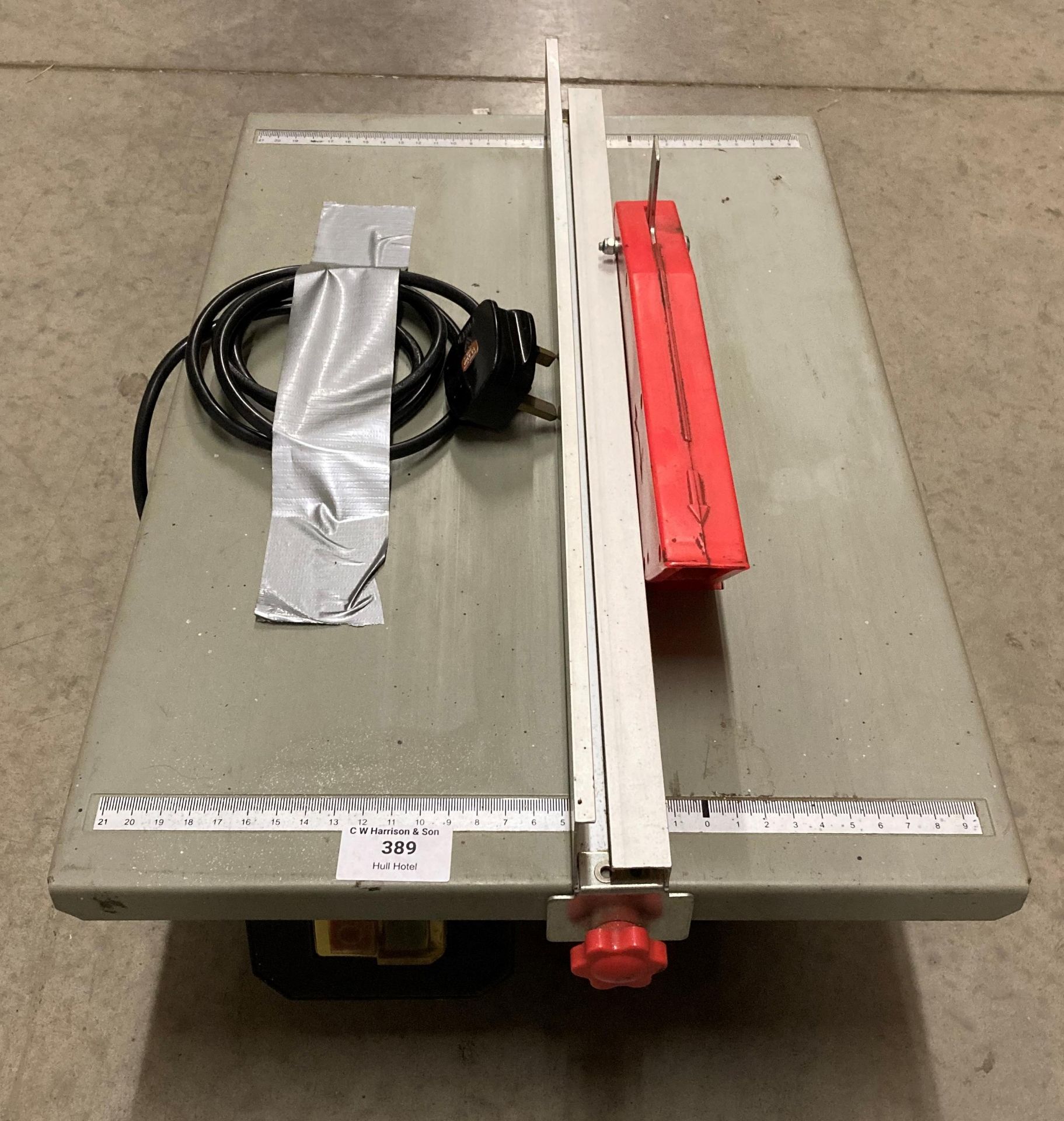 Unbranded table-top table saw (240v),