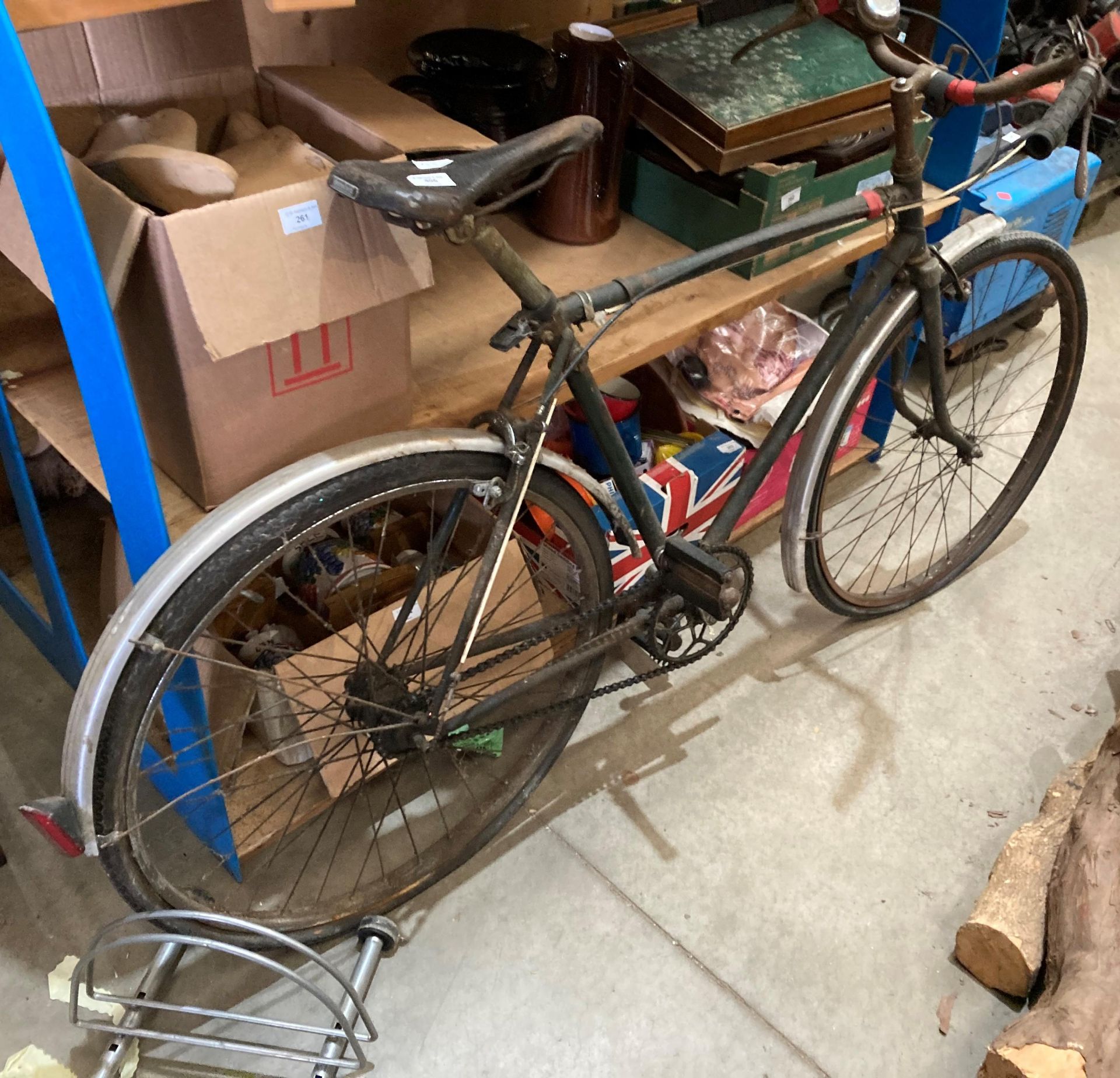 A vintage bicycle (saleroom location: P05-1)