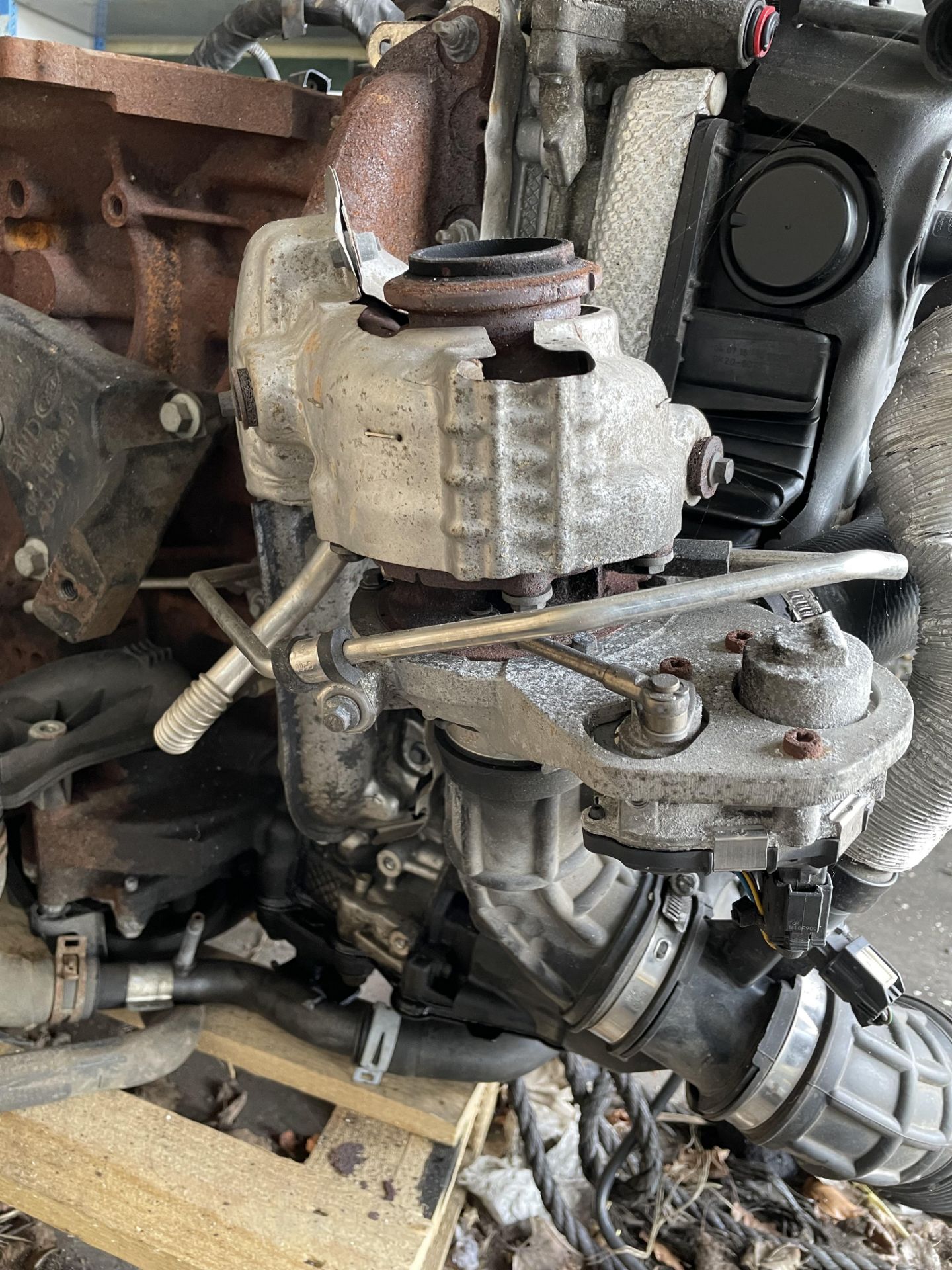 2018 Ford Transit engine (sold as seen - hairline crack to cylinder head)(Collection from TOWN END - Image 6 of 7