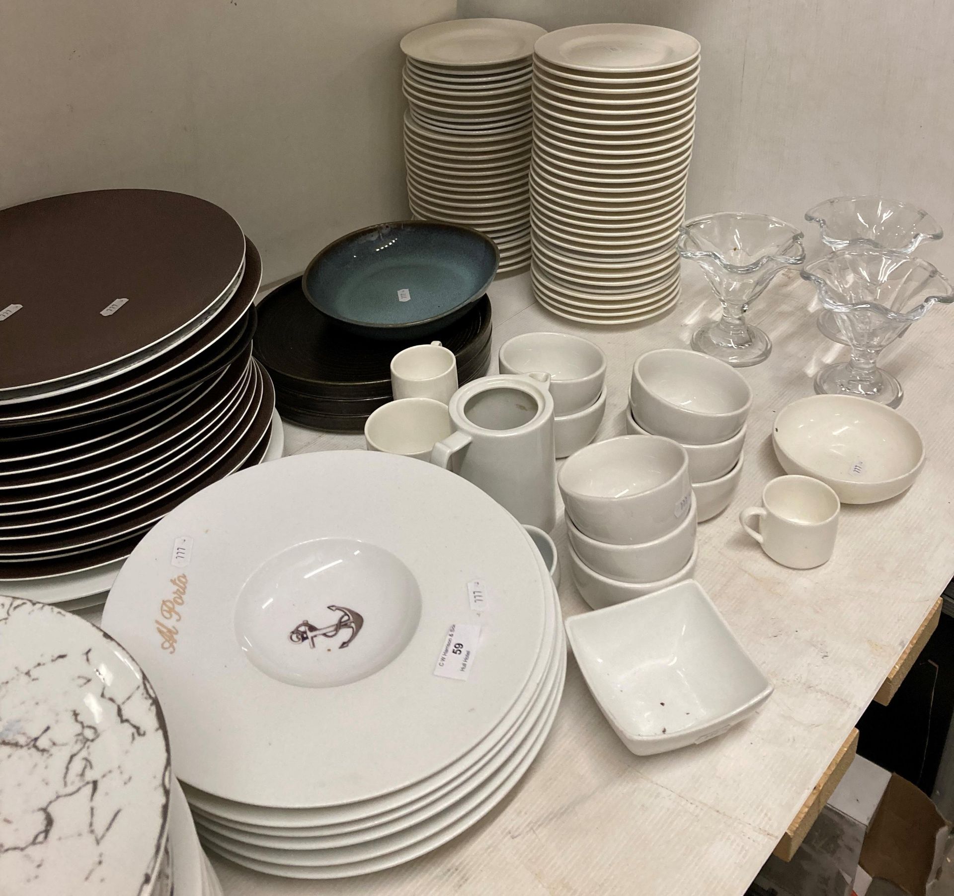 150 x assorted items of ceramic tableware to include serving and side plates, - Image 3 of 3