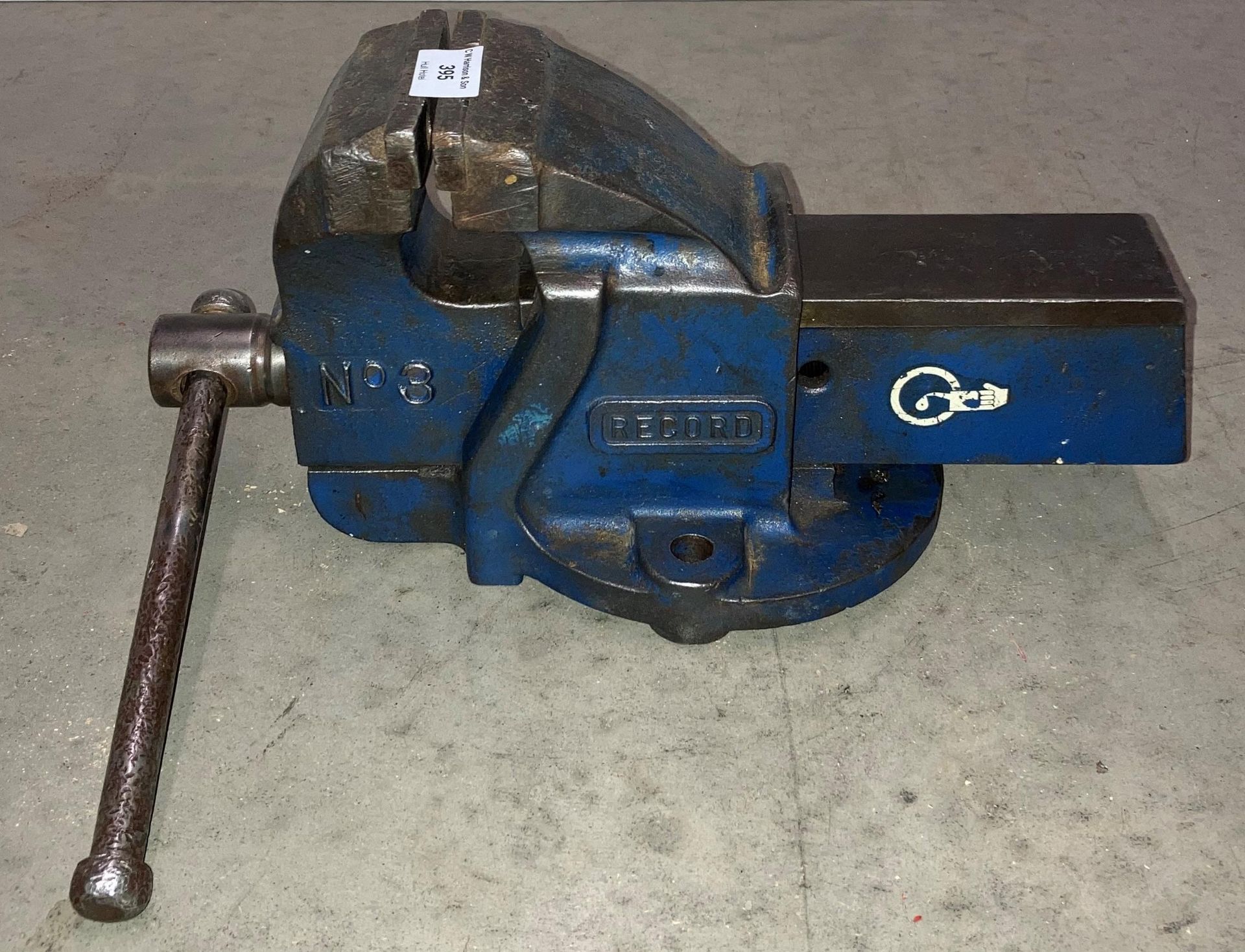 Record No 3 metal vice with 10cm jaws (saleroom location: P06-2)