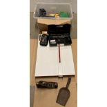 Contents to crate - Stanley No 4 plane, Dahle automatic pencil sharpener, radio,