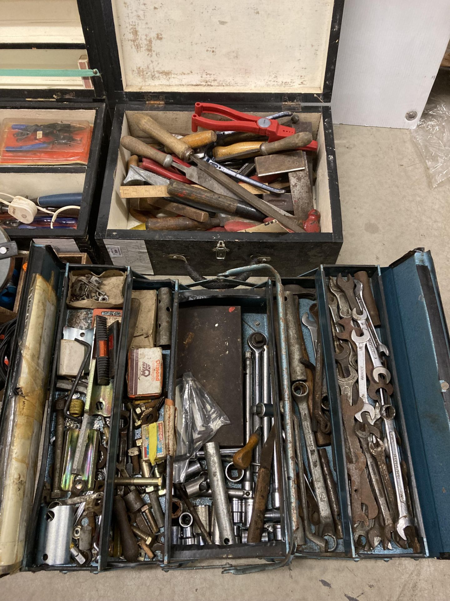 3 x assorted tool boxes and hand tools including spanners, screwdrivers, chisels, hammers, - Image 3 of 3