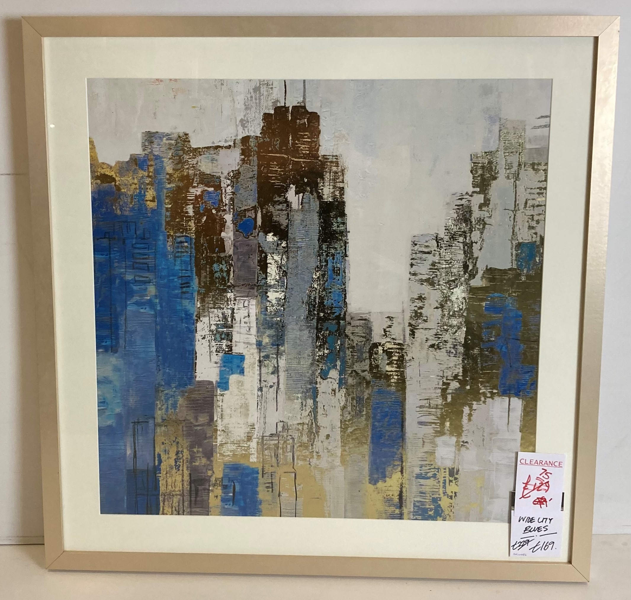 Framed print 'Wide City Blues' by Alison Pearce, 84.5cm x 84. - Image 2 of 2