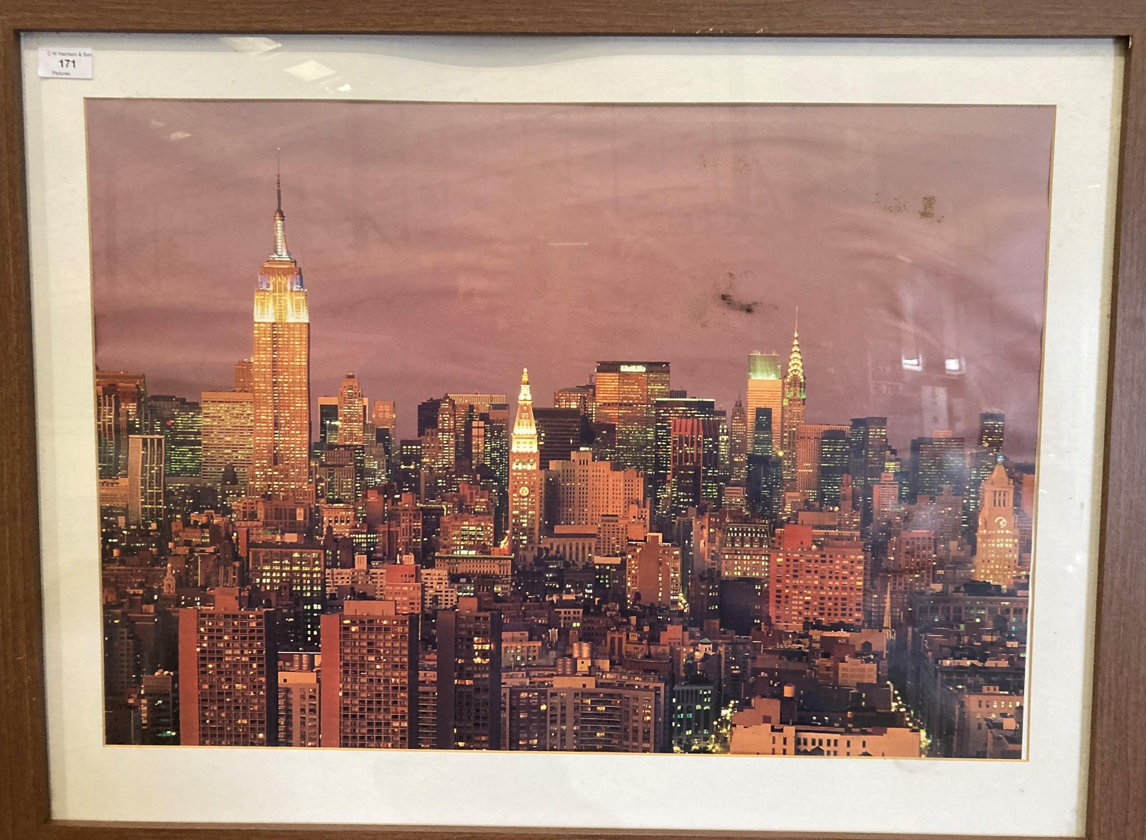Large framed photo print 'New York Skyline' 48cm x 69cm - slight water damages (Saleroom location: - Image 2 of 4
