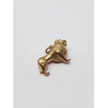 9ct gold vintage lion charm, gross weight 1.