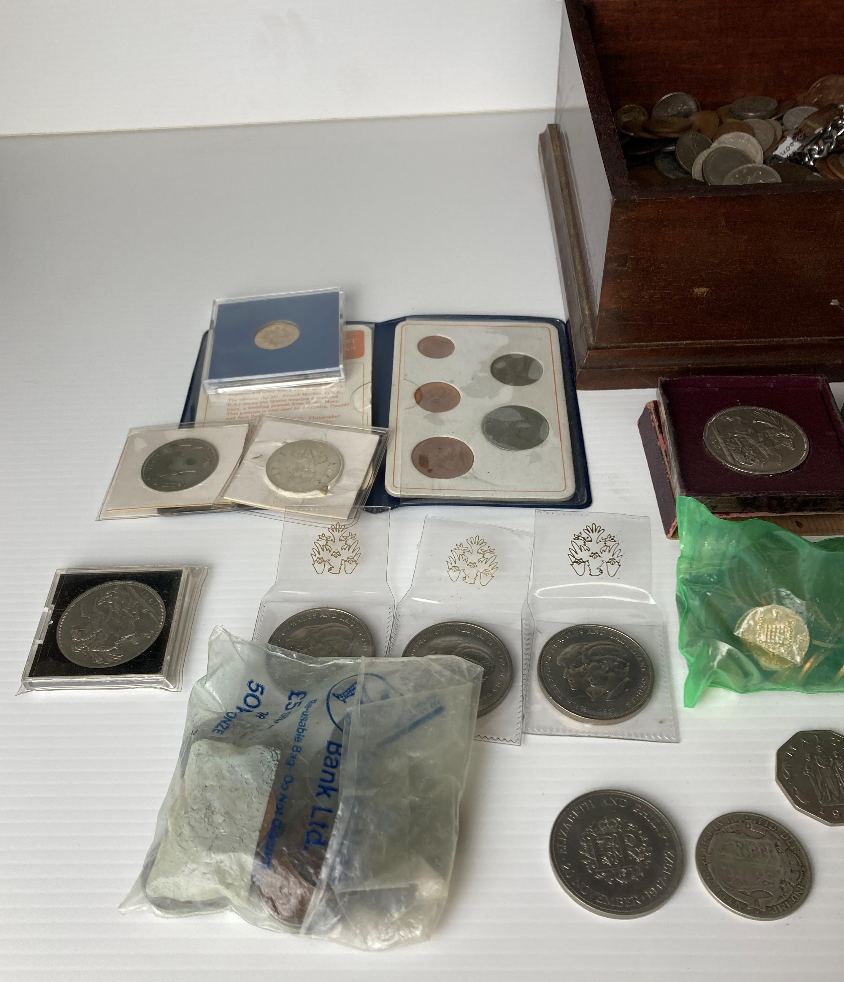 Mahogany jewellery box and large quantity of assorted coins including Silver Half-Crowns (1915), - Image 3 of 4