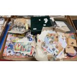 Contents to large tray - assorted stamp albums and loose stamps, assorted World coins,