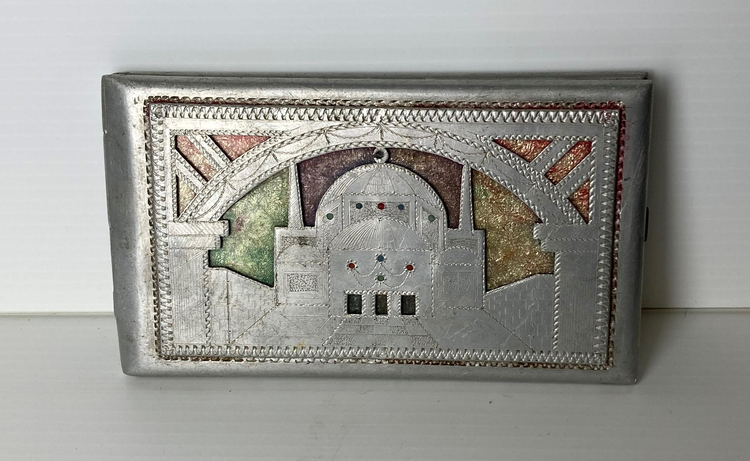 Contents to box - assorted coins, badges, cufflinks, pewter Celtic cross with green stone, - Image 4 of 6