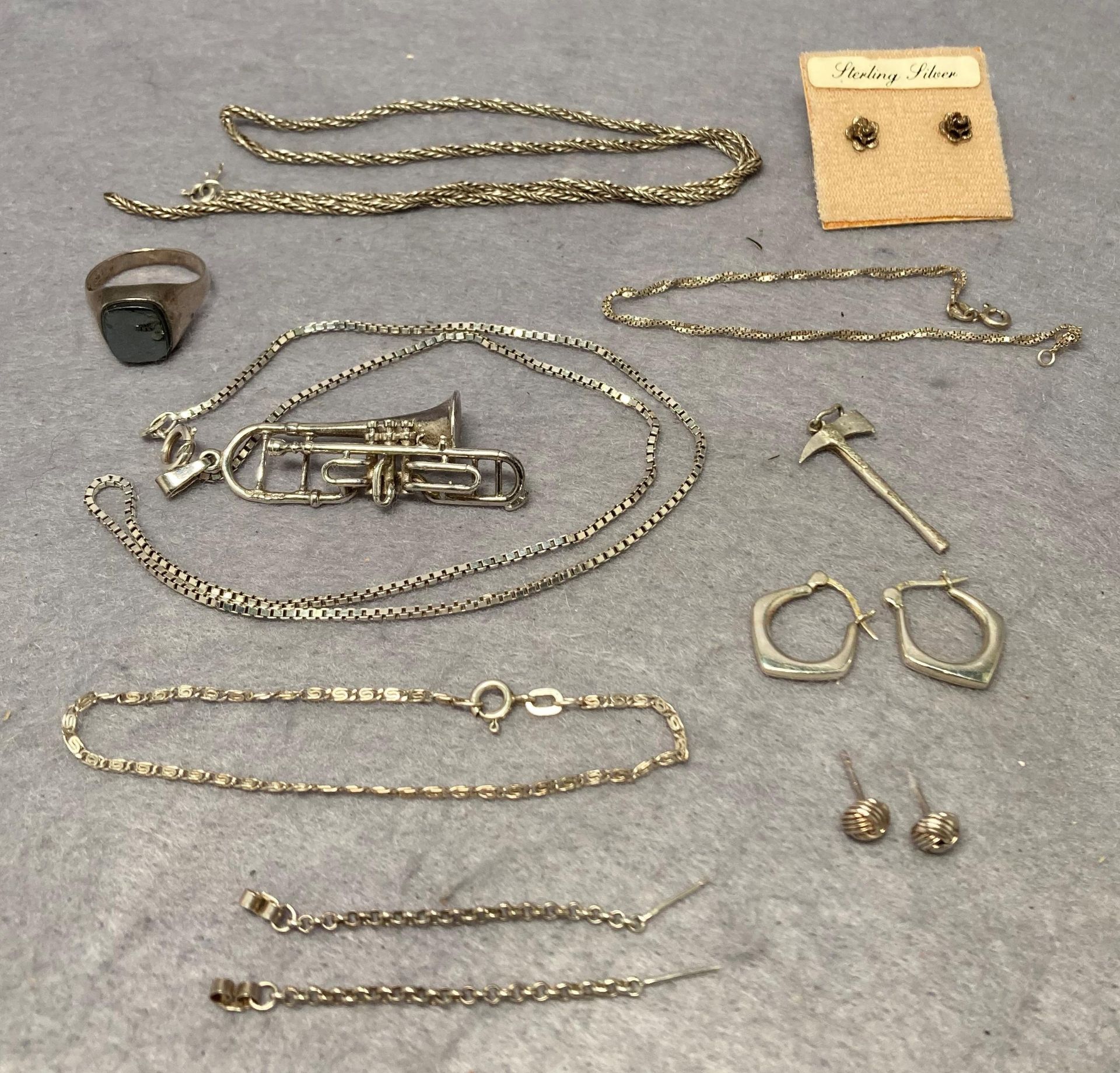 Contents to box - assorted Sterling Silver (.