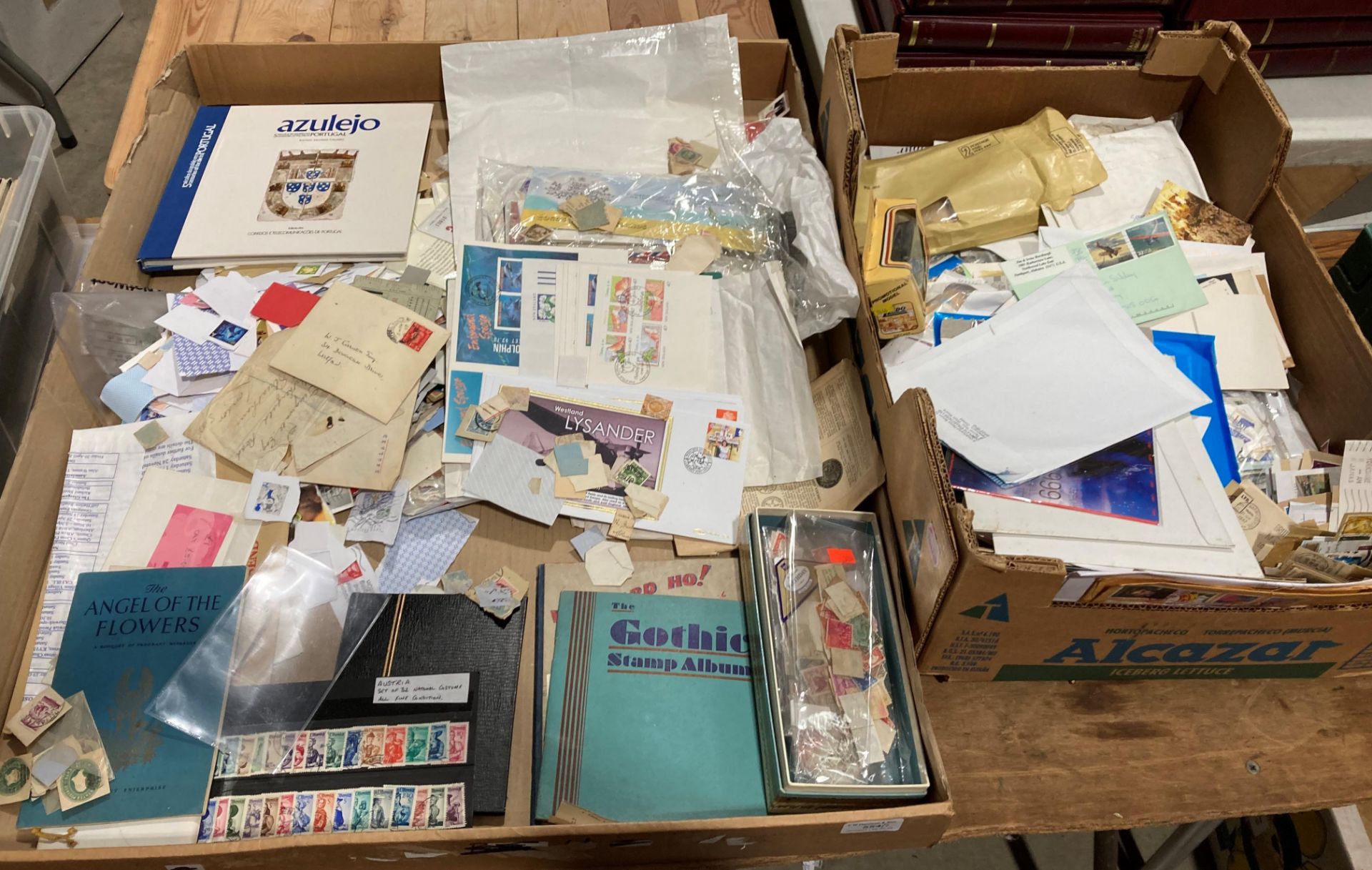 Contents to two trays - large quantity of loose stamps World & GB, small stamp albums,