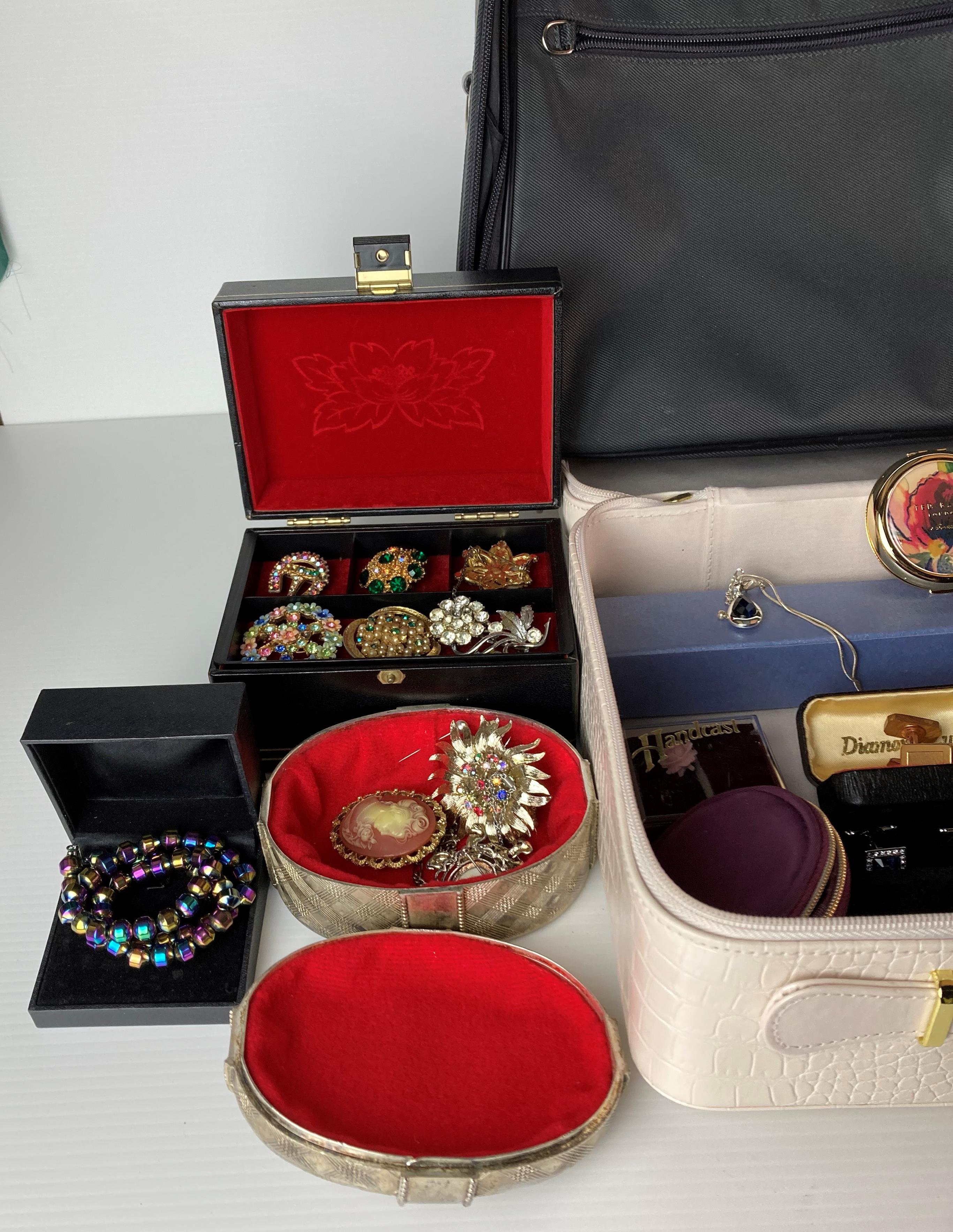 Two jewellery boxes and assorted costume jewellery including brooches, cufflinks, - Image 2 of 4