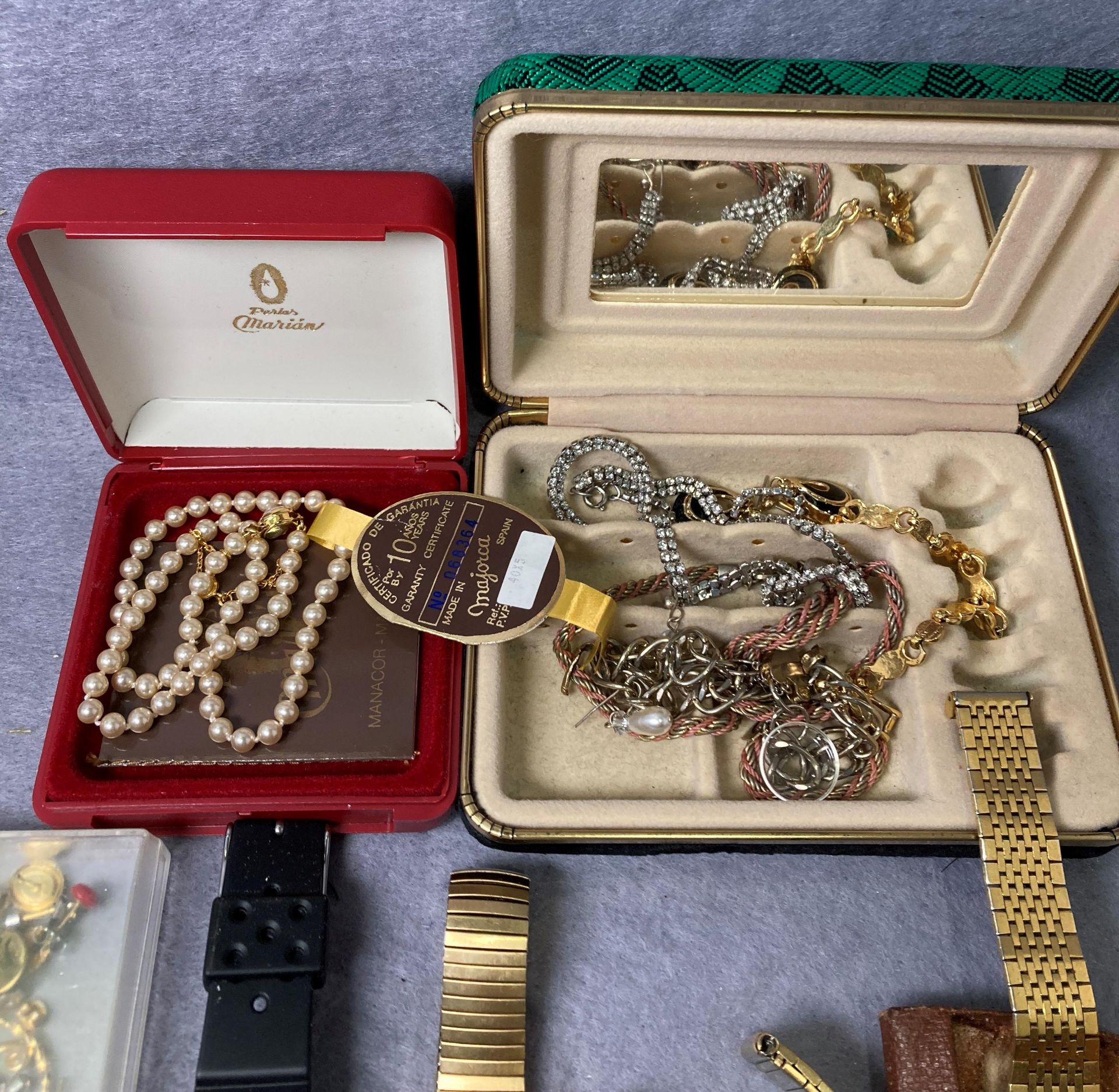 Contents to tray - assorted costume jewellery etc including rolled gold Art Deco style watch (with - Image 4 of 5