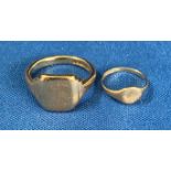 Two 9ct gold (375) signet rings, one size R and the other a small size F. Total weight: 8.