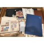 Contents to large tray - assorted stamp albums and loose stamps (saleroom location: S2 tables QB05)