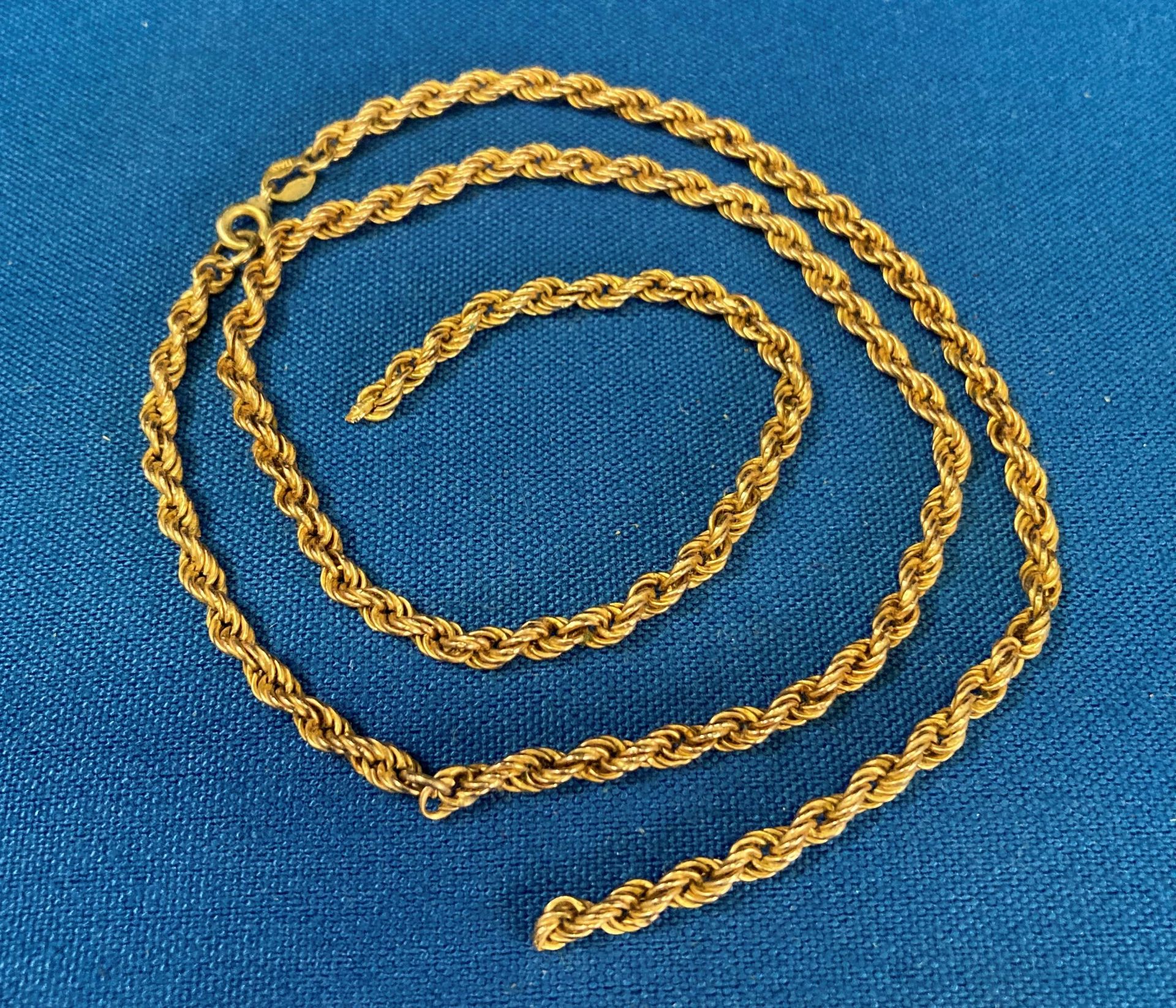 Two 9ct gold (375) chain, 17" and 18" long - both broken. - Image 3 of 3