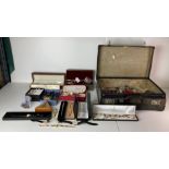 Contents to vintage suitcase - large quantity of jewellery including a pair of 9ct gold cameo