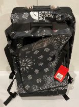 The North Face Bandana Rolling Thun TNF black print medium outdoor travel bag/case on wheels