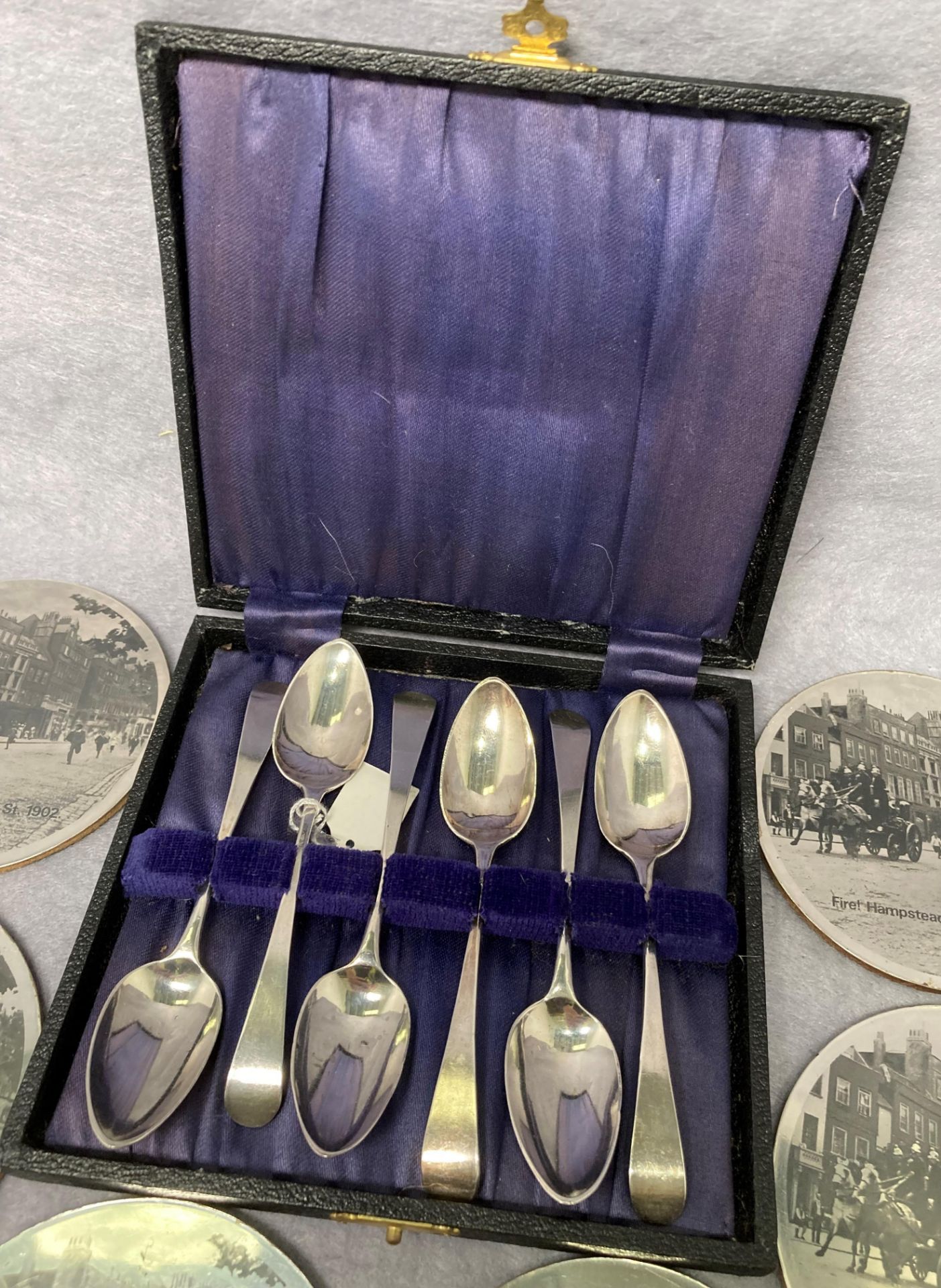 Set of six silver hallmarked teaspoons in fitted case (1804, London?) 2. - Image 2 of 4