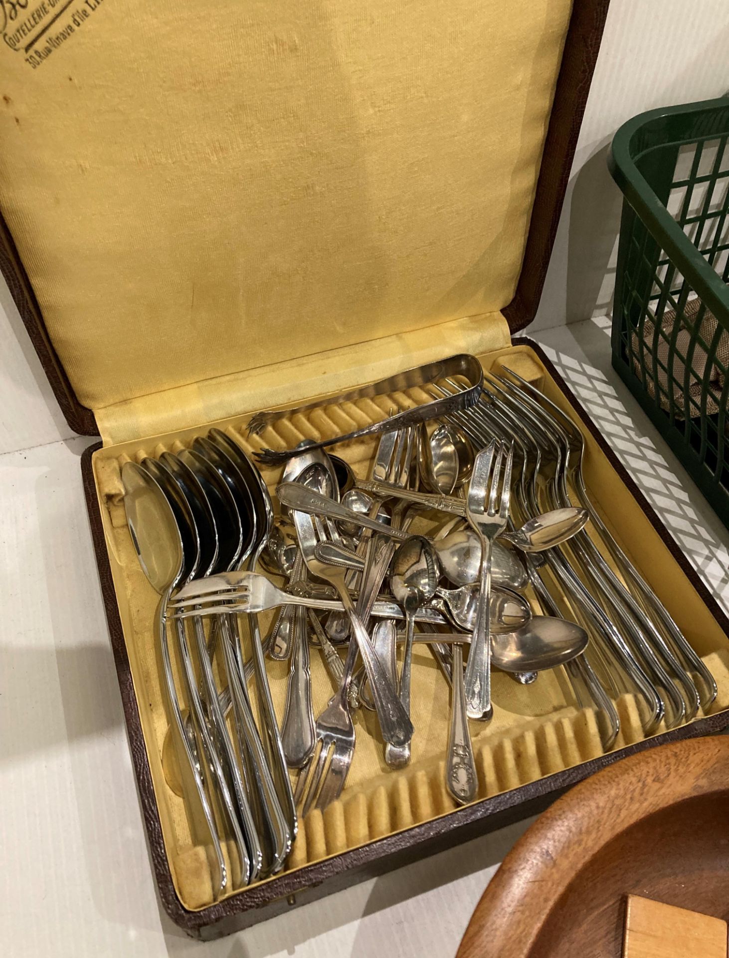 Contents to basket - assorted EPNS cutlery in case and assorted chisels, a hand-carved wooden bowl, - Image 2 of 3