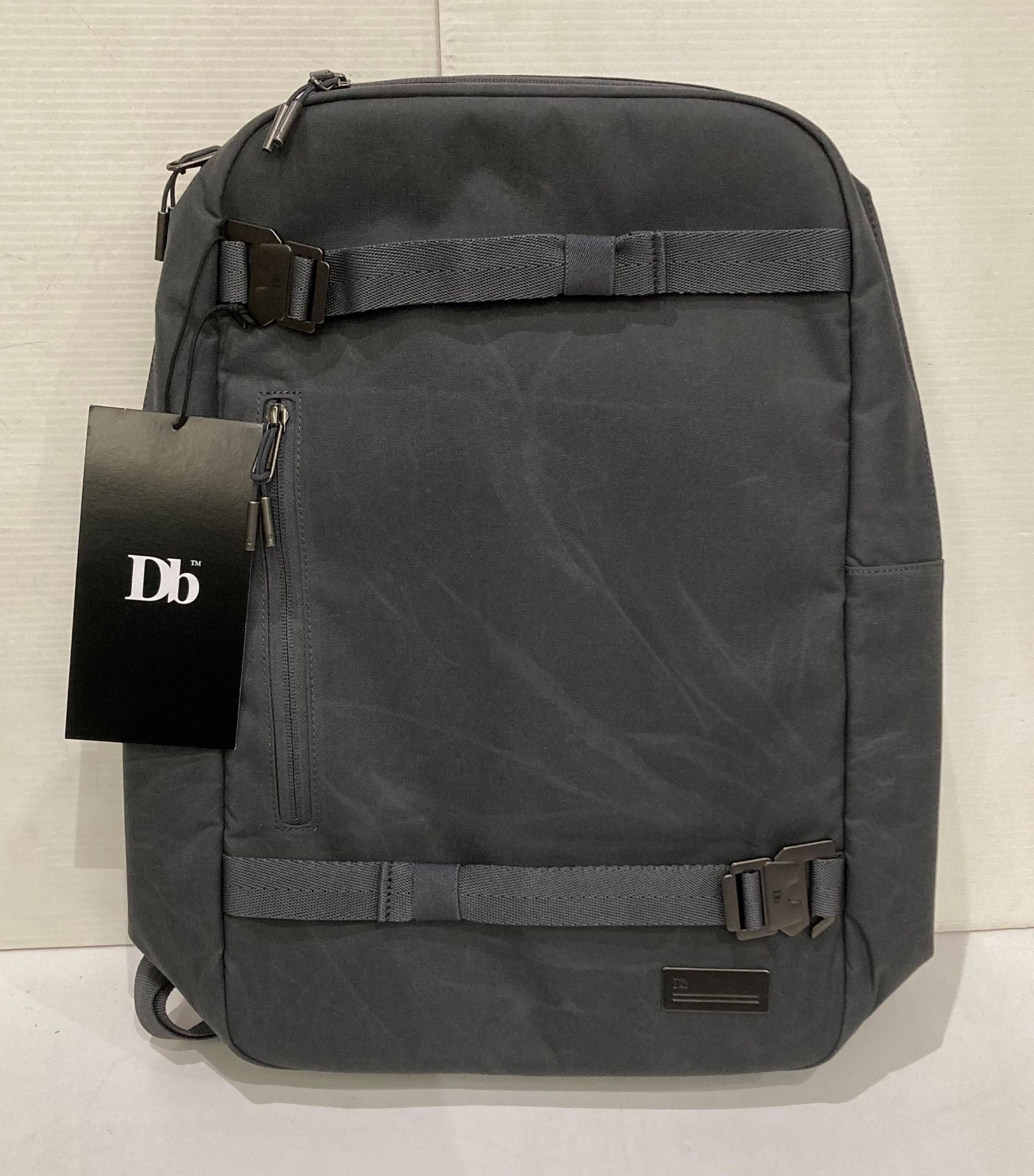 DB Essential Gneiss 17L backpack (RRP £99 with original tags) (saleroom location: S3 QC03)