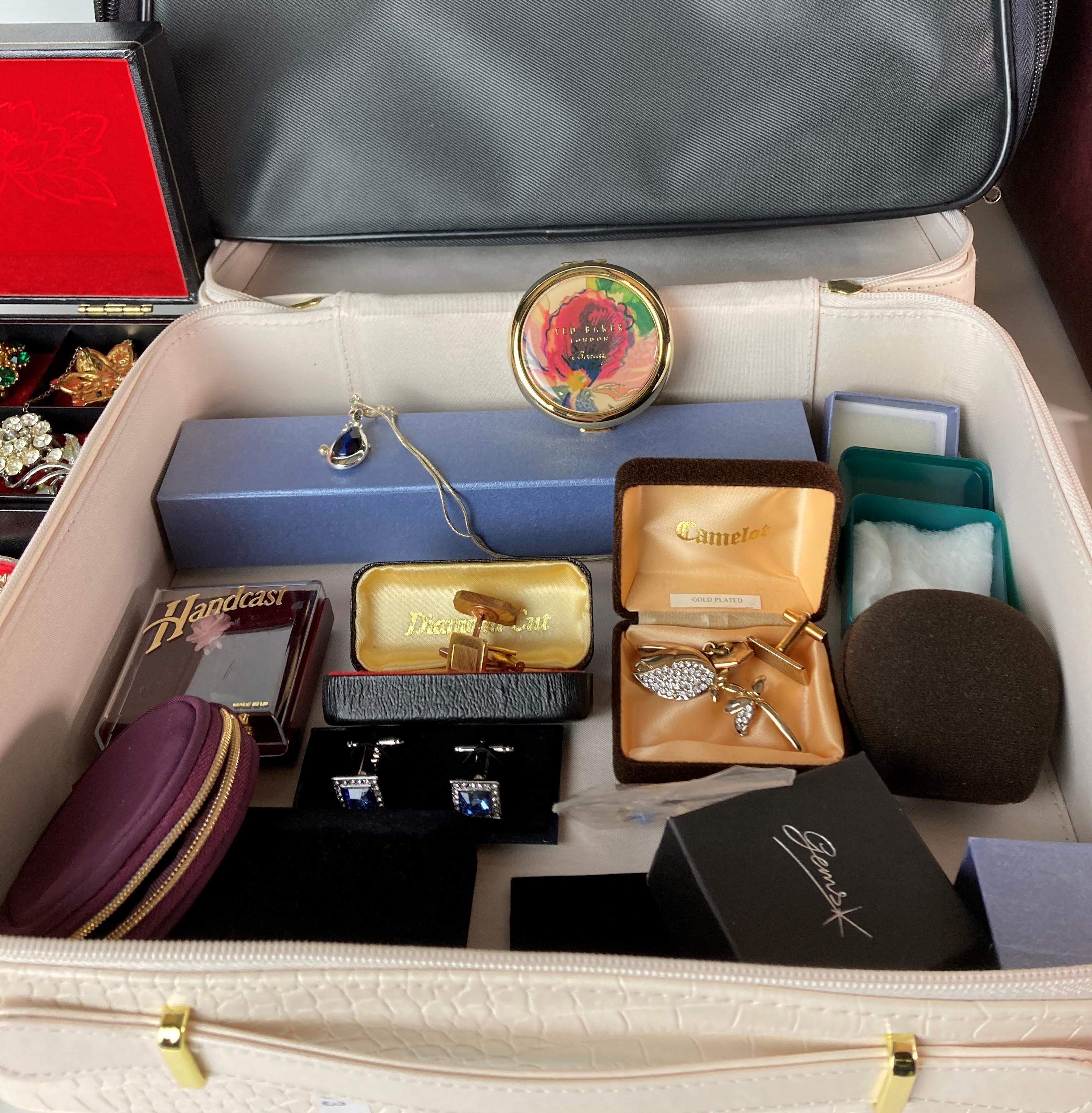 Two jewellery boxes and assorted costume jewellery including brooches, cufflinks, - Image 3 of 4