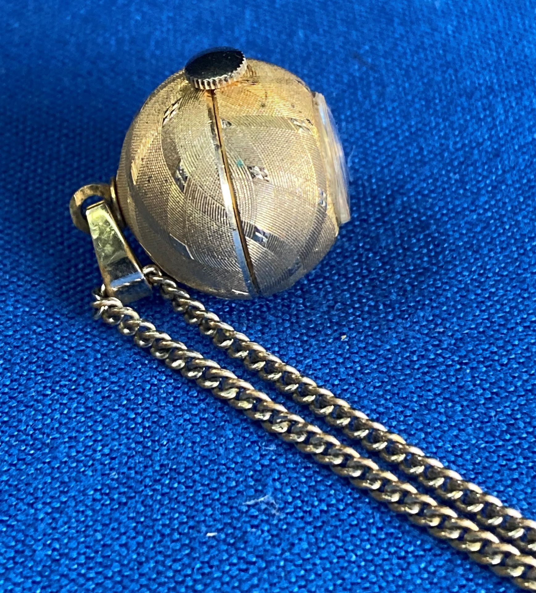 A vintage BULER pendant watch in original case (saleroom location: S3 GC3) - Image 4 of 4
