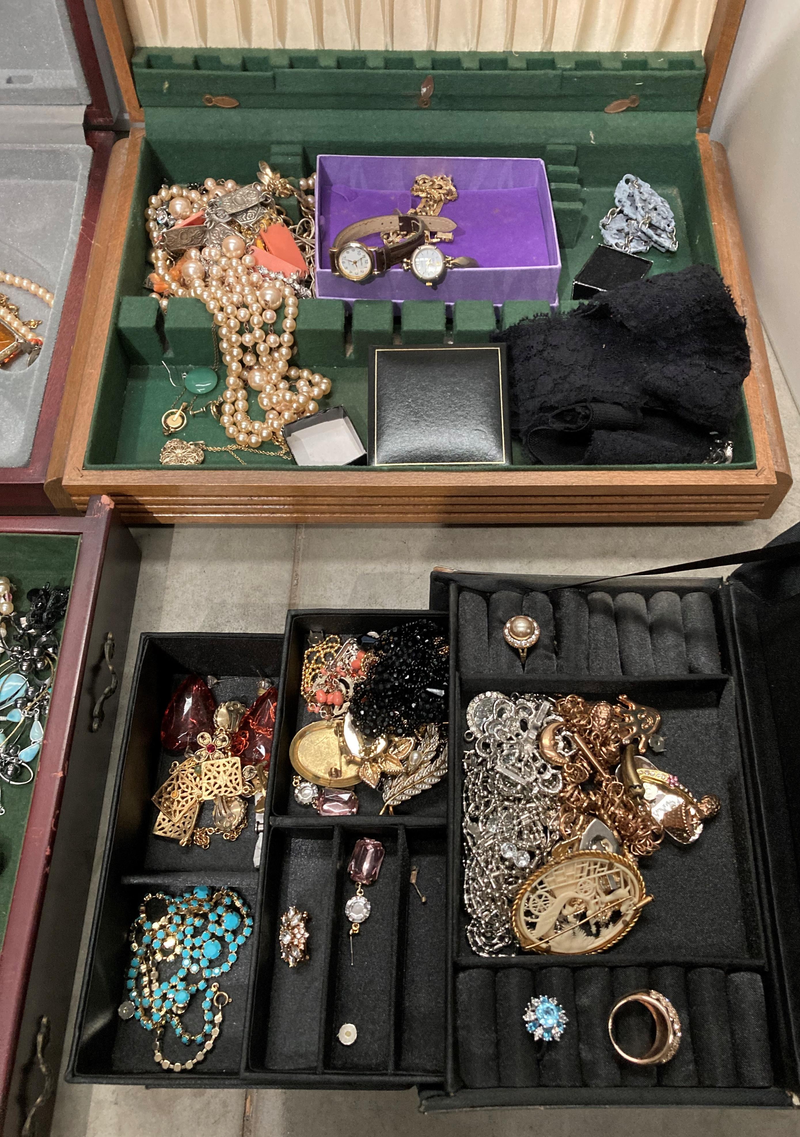 Three jewellery boxes and two canteen of cutlery cases all containing costume jewellery including - Image 3 of 4