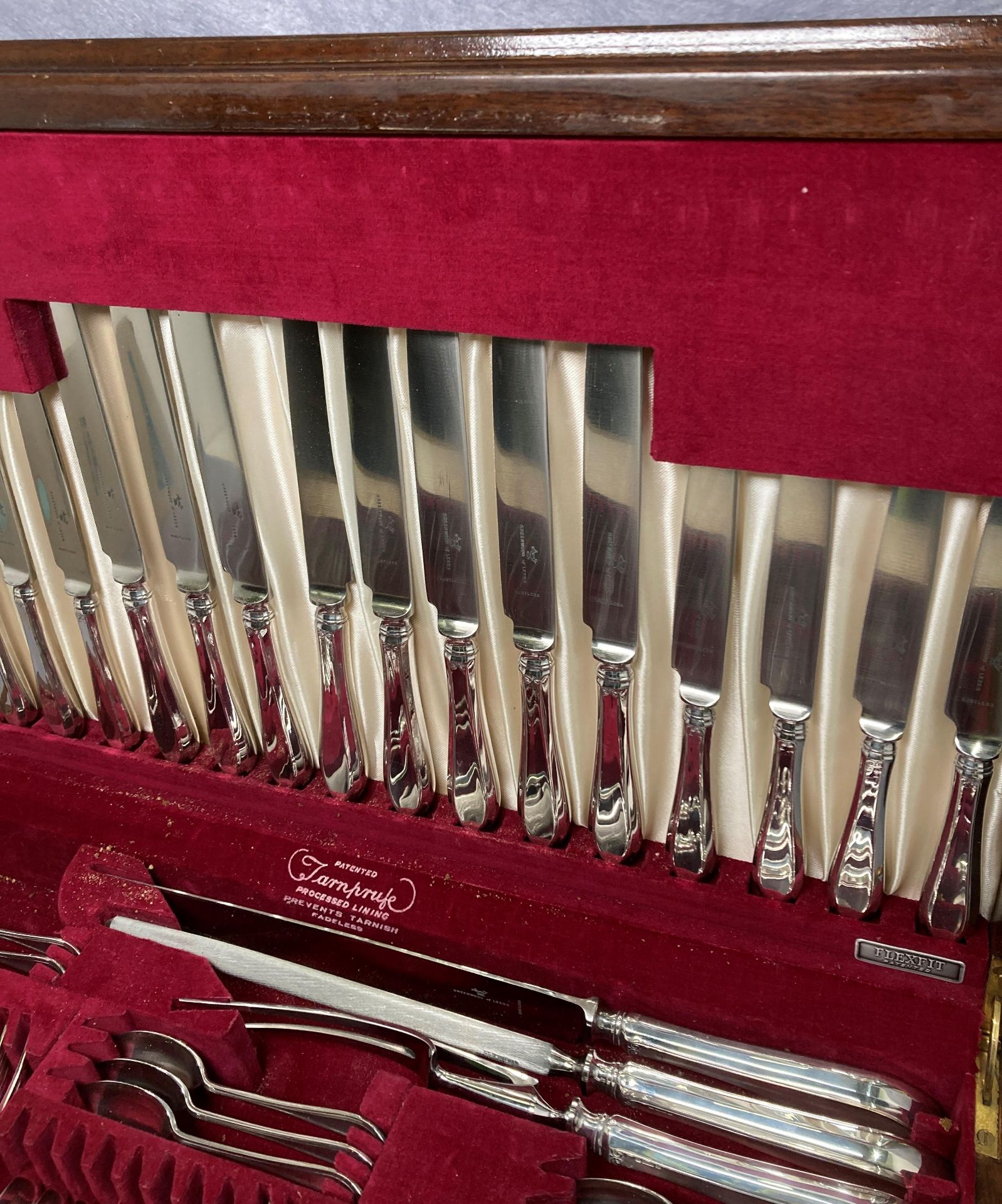 A walnut case canteen of cutlery fitted with 63 piece of EPNS Gainsborough cutlery Greenwoods of - Image 2 of 6