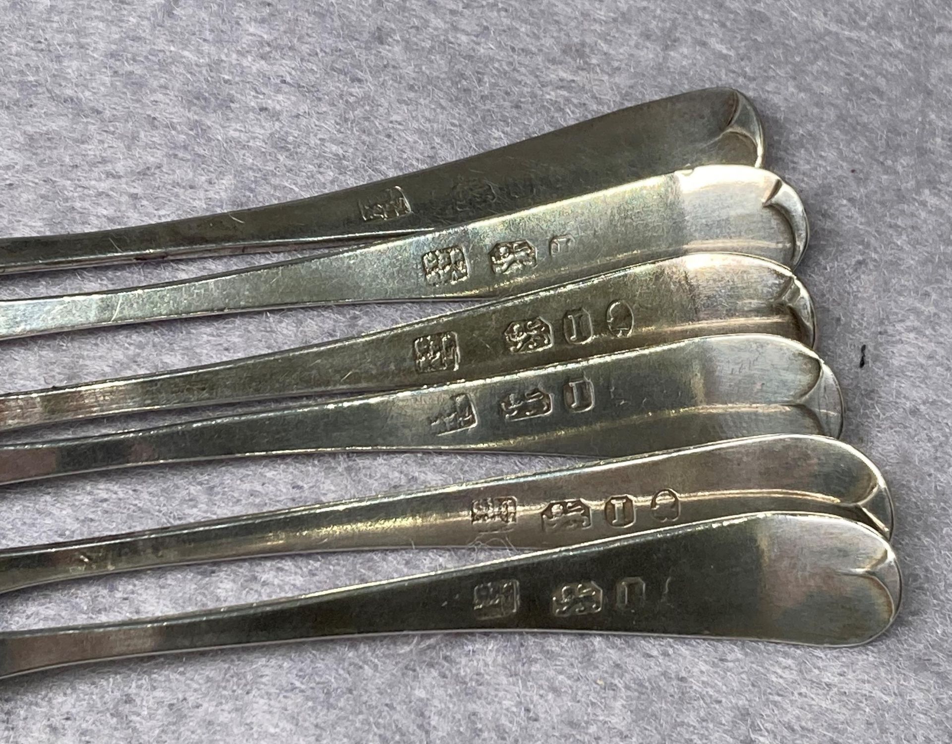 Set of six silver hallmarked teaspoons in fitted case (1804, London?) 2. - Image 4 of 4