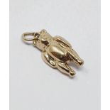 9ct gold vintage Winnie the Pooh bear charm, gross weight 0.
