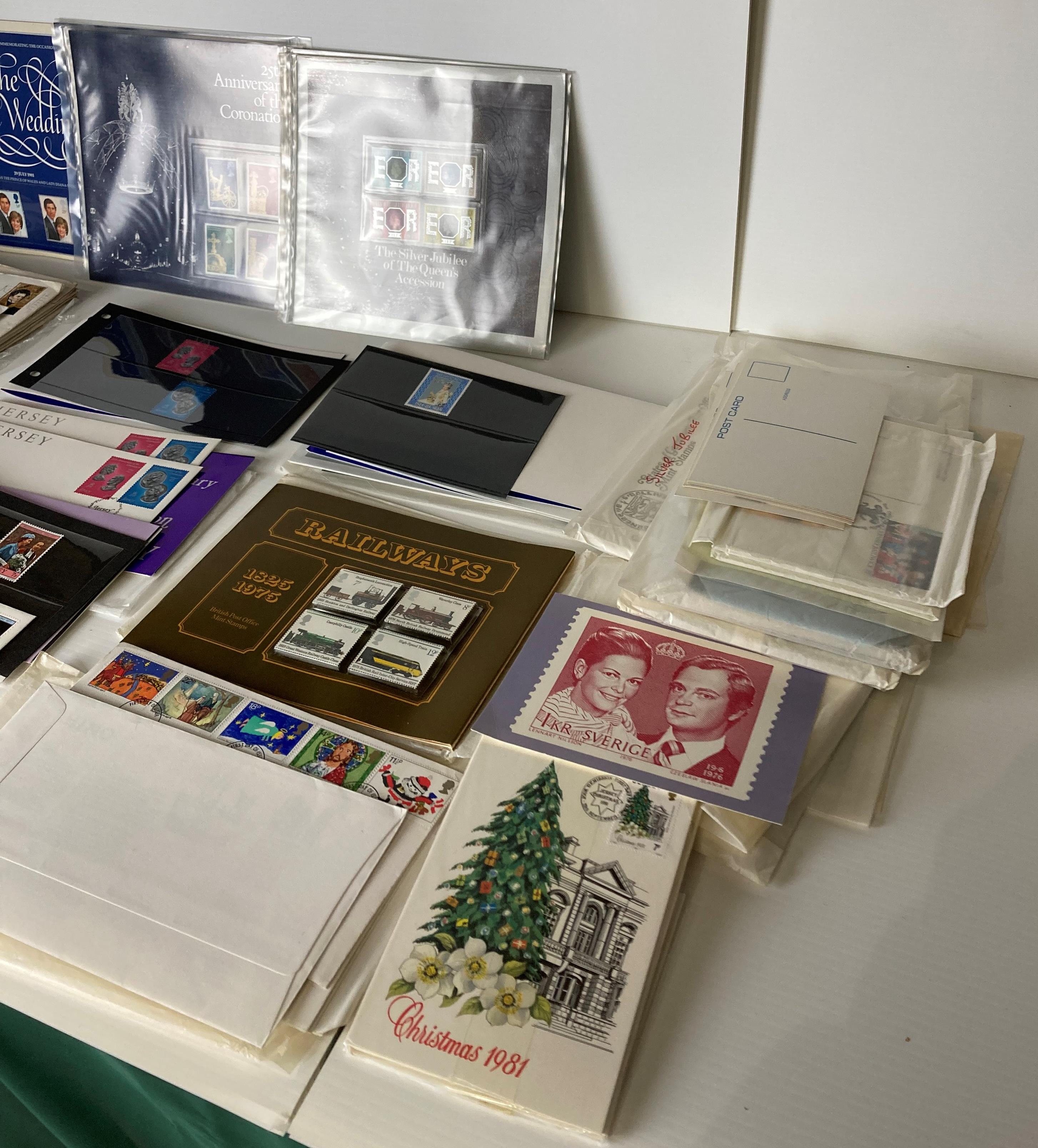 Contents to box - approximately twenty assorted packs of Royalty Mint stamp packs and assorted - Image 4 of 4