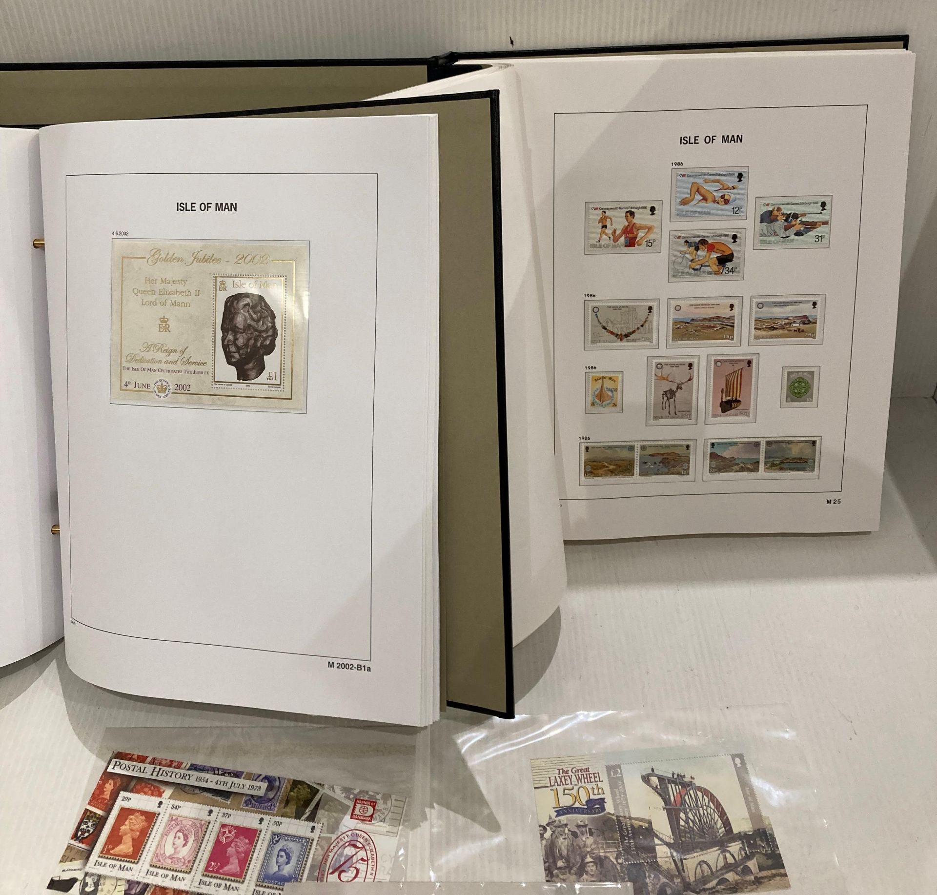 Two Isle of Man DAVO I and Stanley Gibbons II Mint stamp folders with sleeve case (saleroom - Image 3 of 4