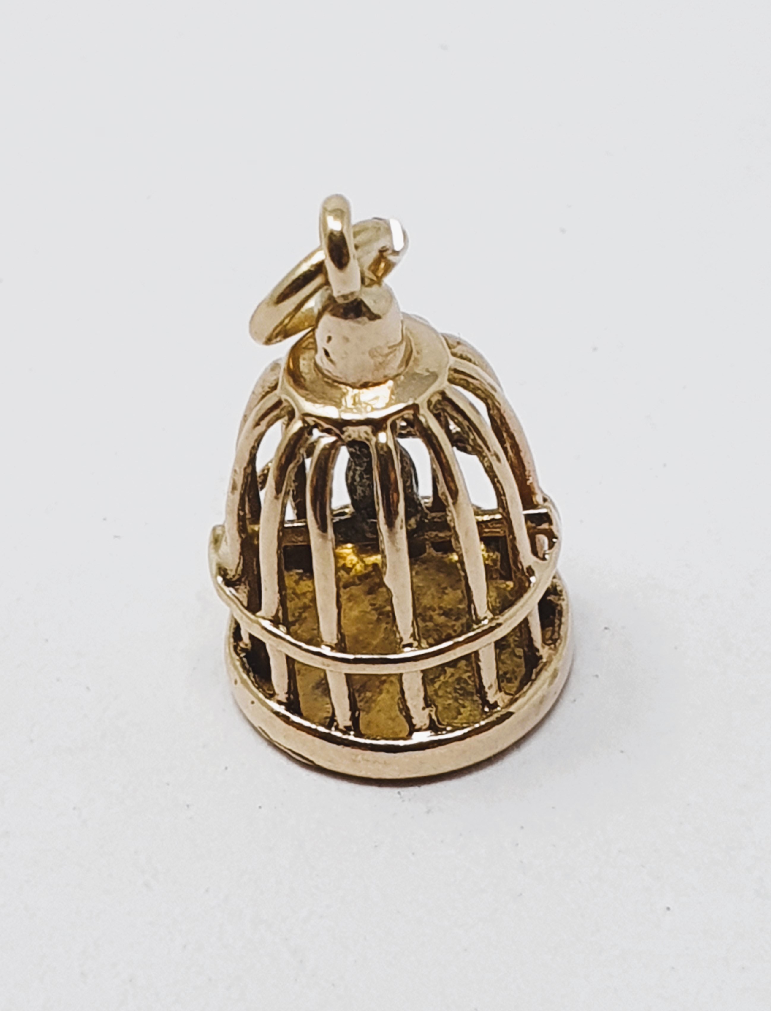 9ct gold vintage bird in cage charm, gross weight 2.