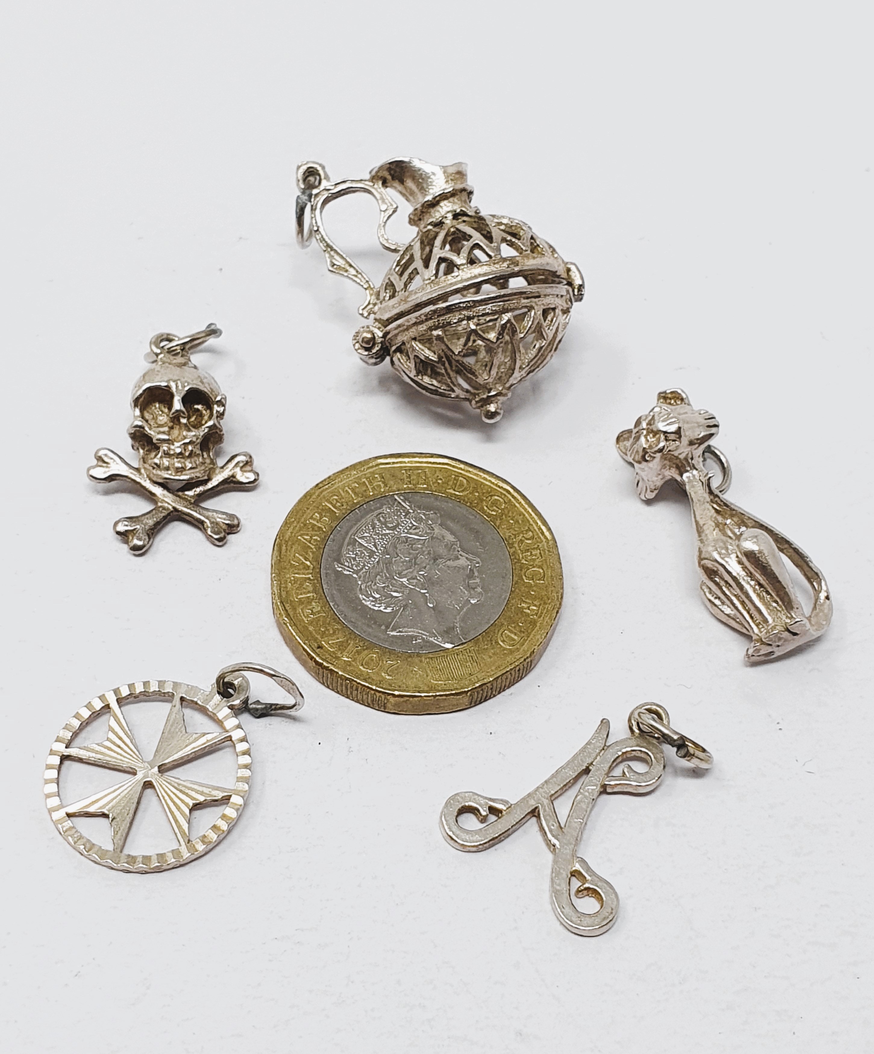 Sterling silver selection of fifteen vintage charms, including 3d coin in mount, skull & crossbones, - Image 2 of 3