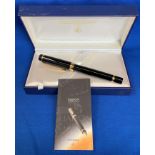 A Waterman Paris 'Liaison' fountain pen in case with 18K/750 stamp on side of nib together with