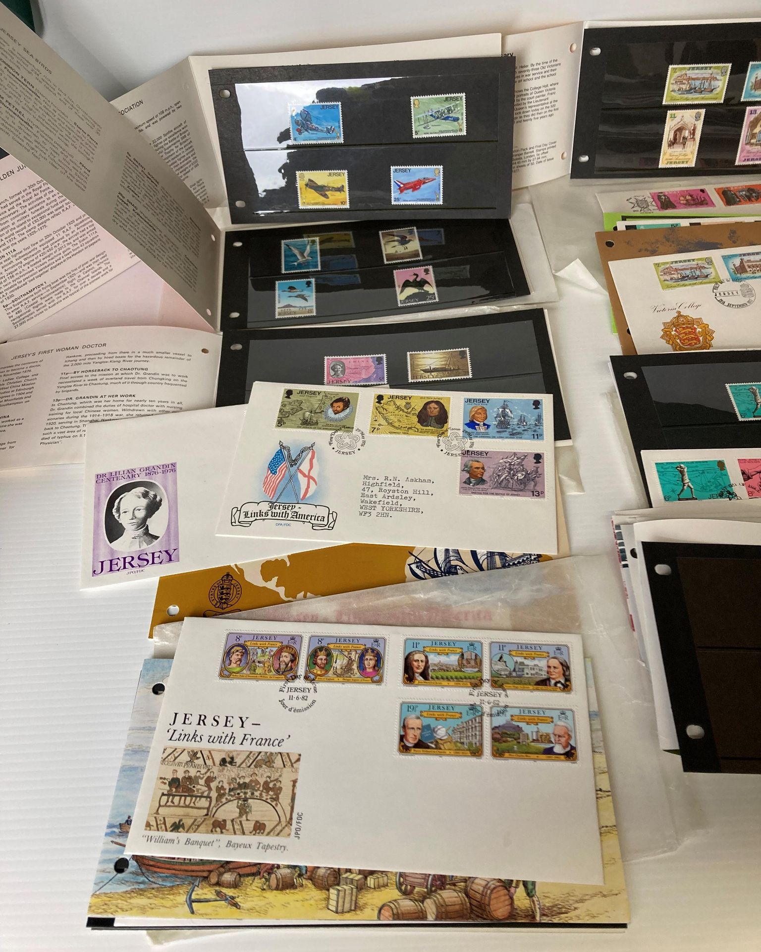 Twenty-eight assorted Jersey (1975-1982) Mint Presentation Pack Stamps and First Day of Issue - Image 2 of 4