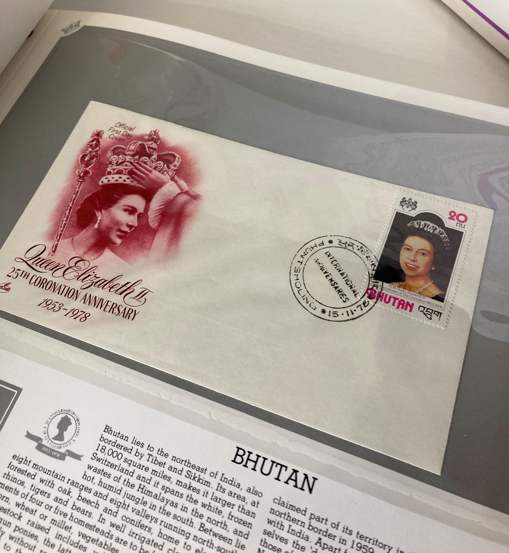 25th Anniversary of Coronation Queen Elizabeth II (1953-1978) First Day Covers folder (60) and a - Image 3 of 8